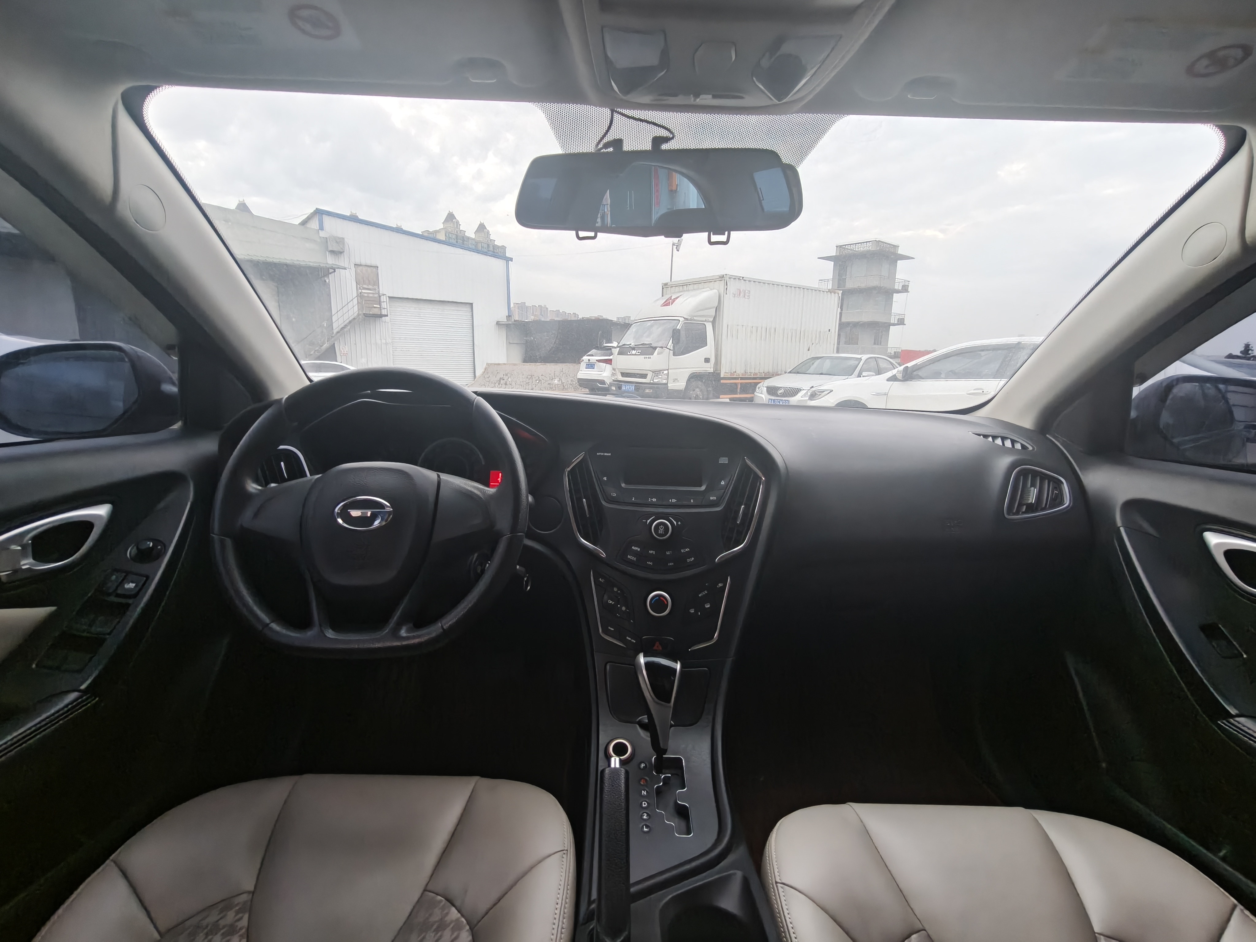 GAC Trumpchi GA3S 2015 image de voiture #9