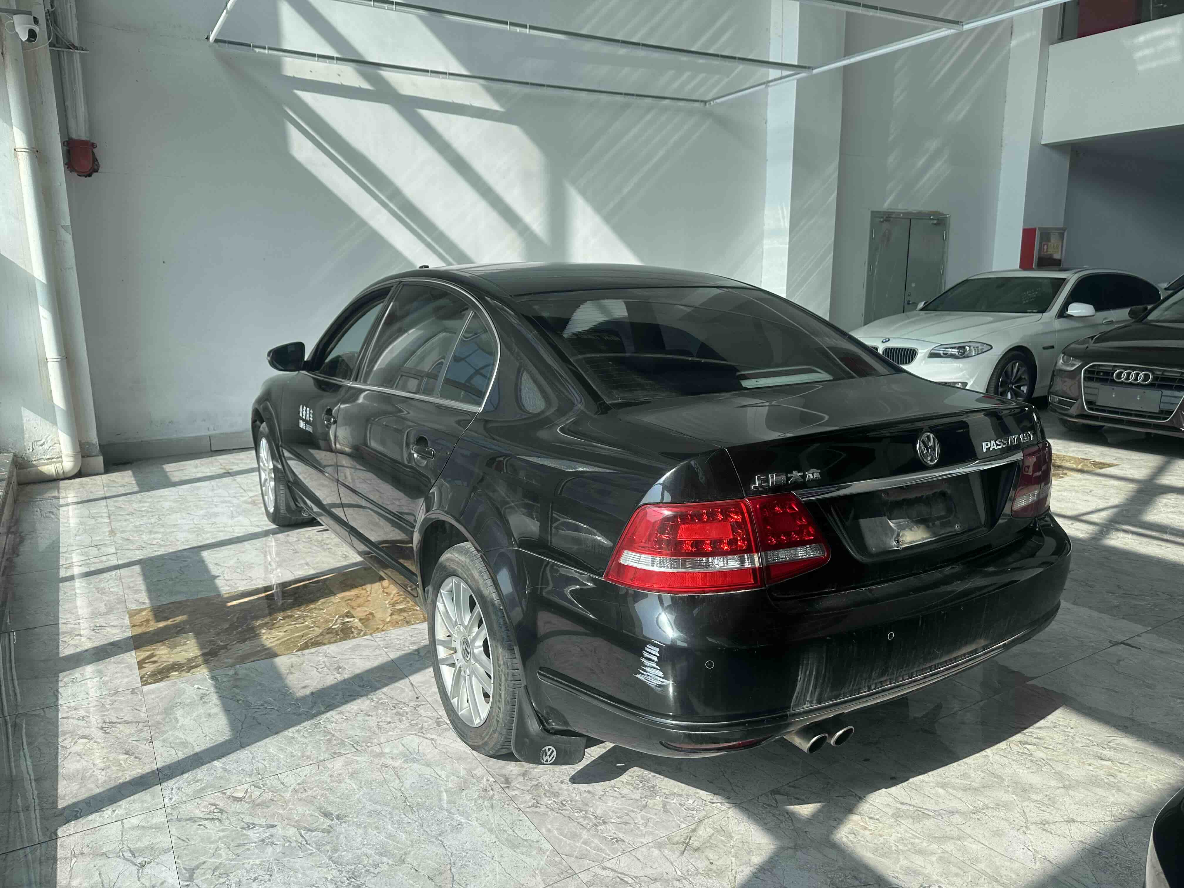 Volkswagen Passat Lingyu 2011 car image #9