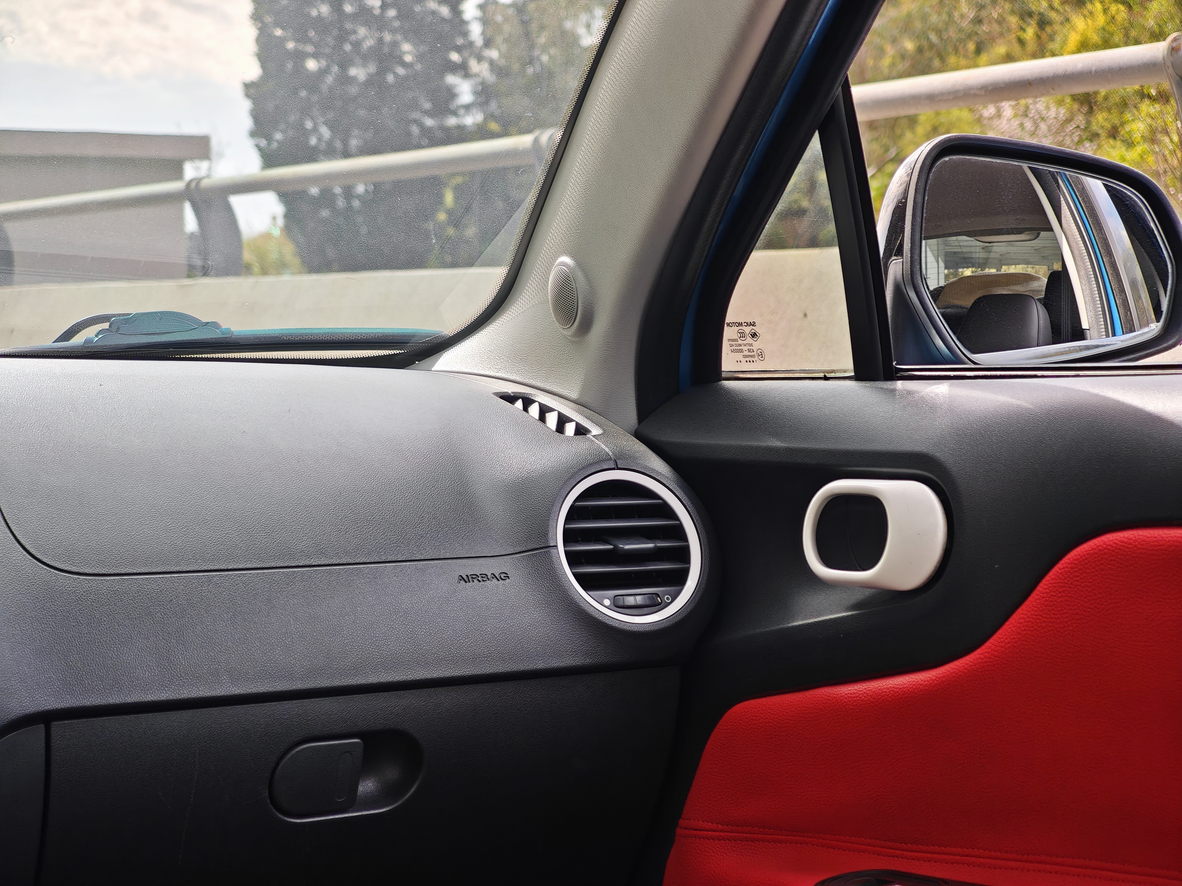 MG 3 2012 car image #9