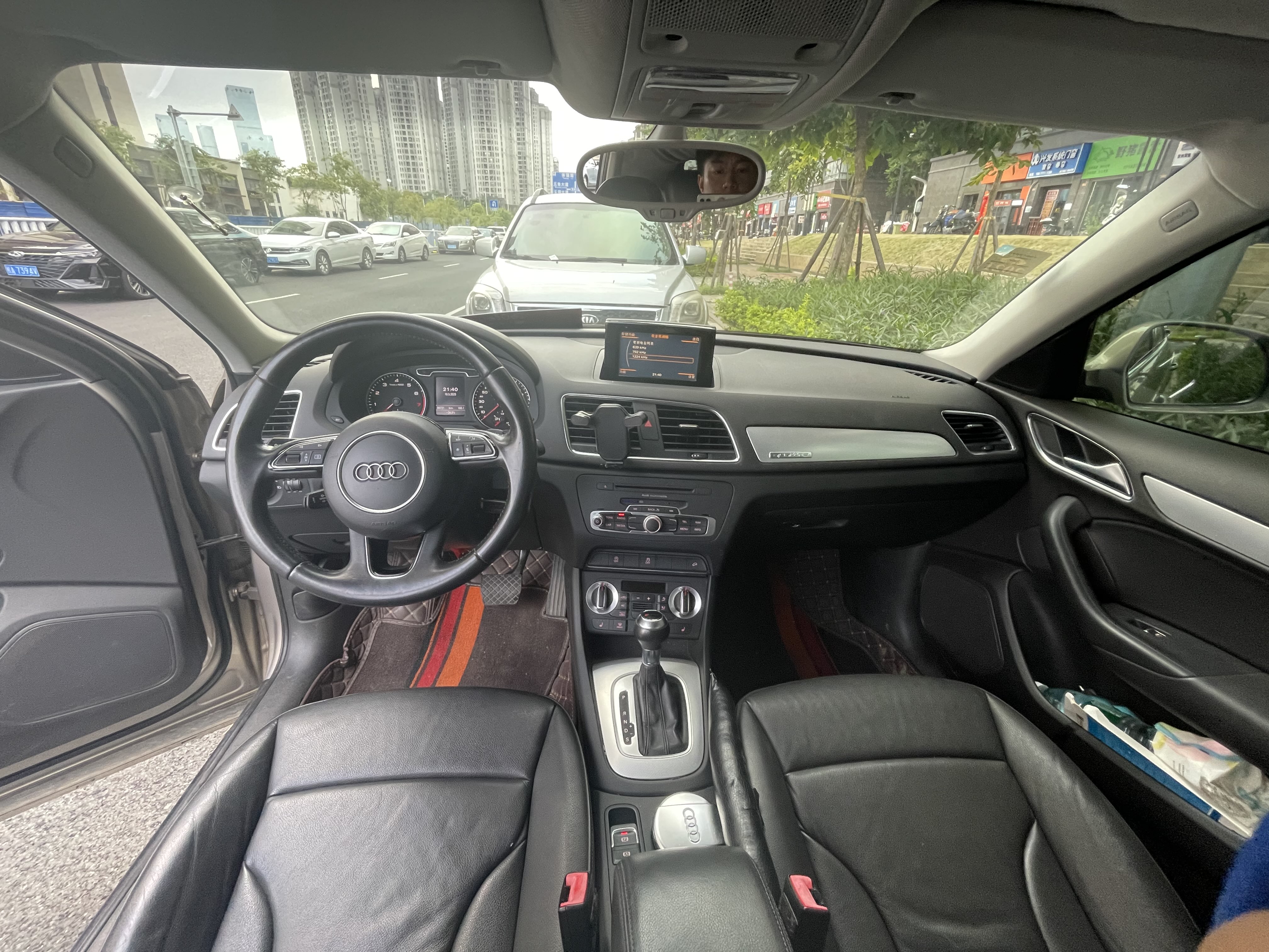 Audi Q3 (Imported) 2013 car image #9