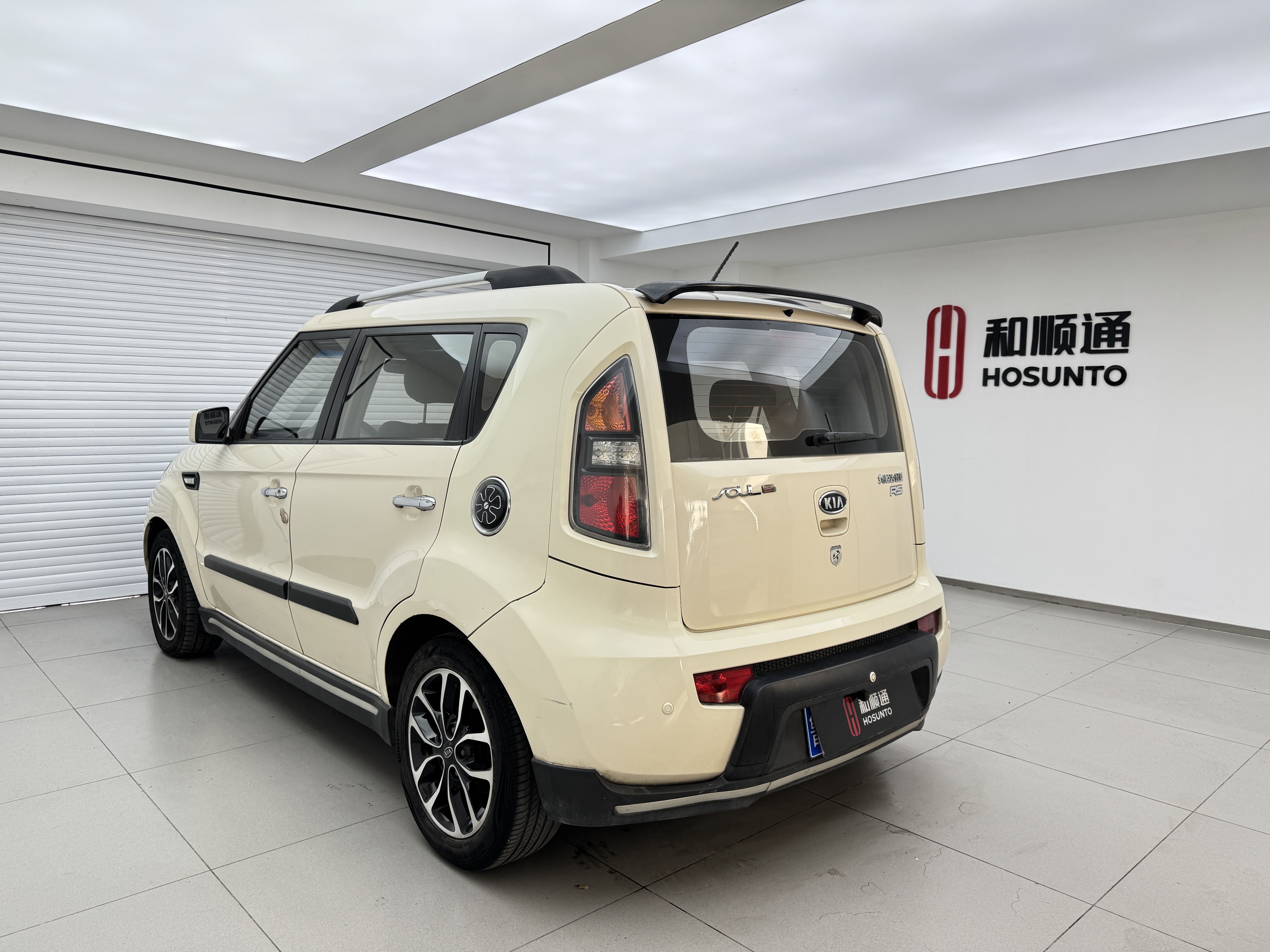 起亚 秀尔 2011 汽车图片 #9