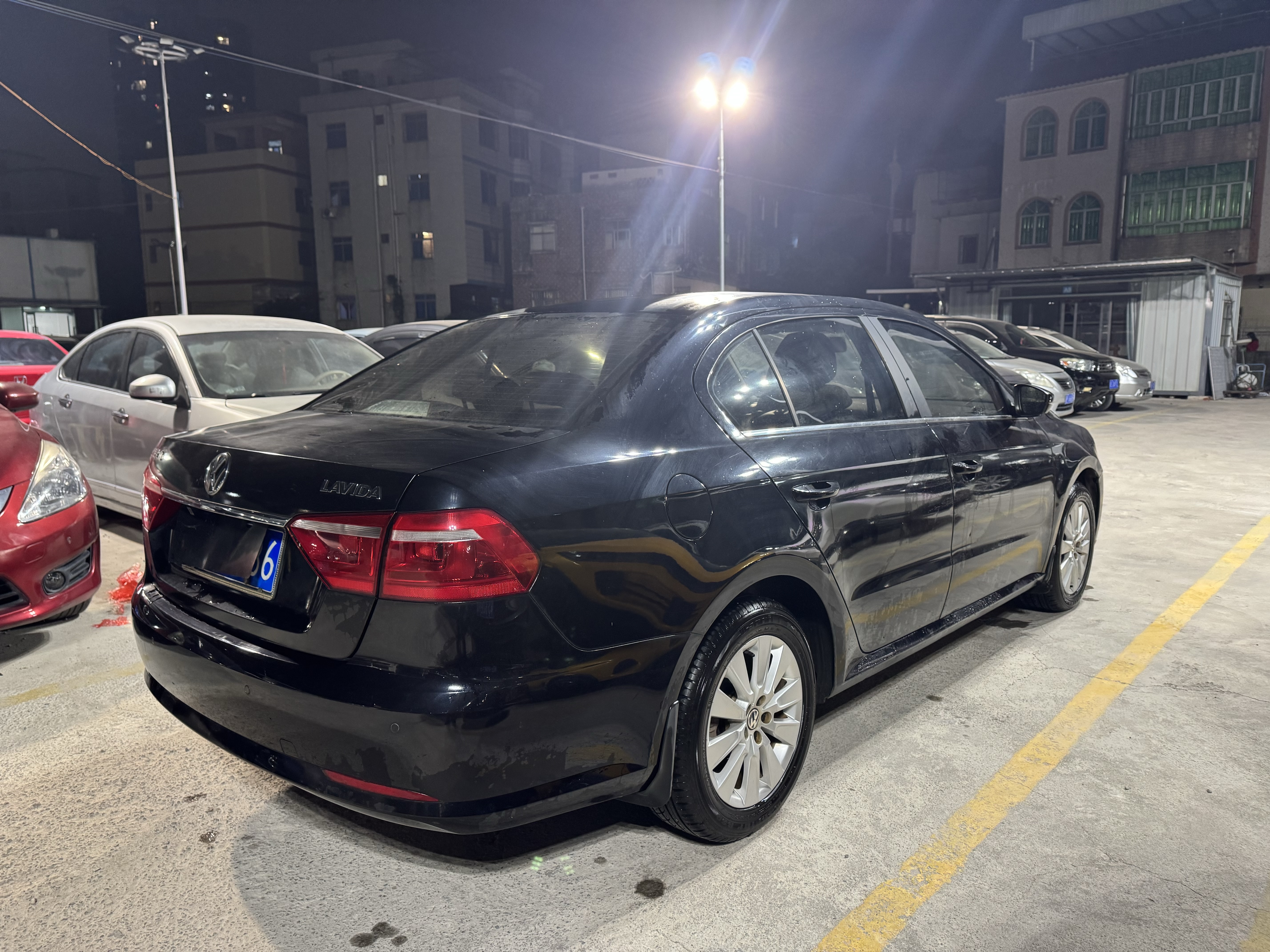 Volkswagen Lavida 2014 car image #9