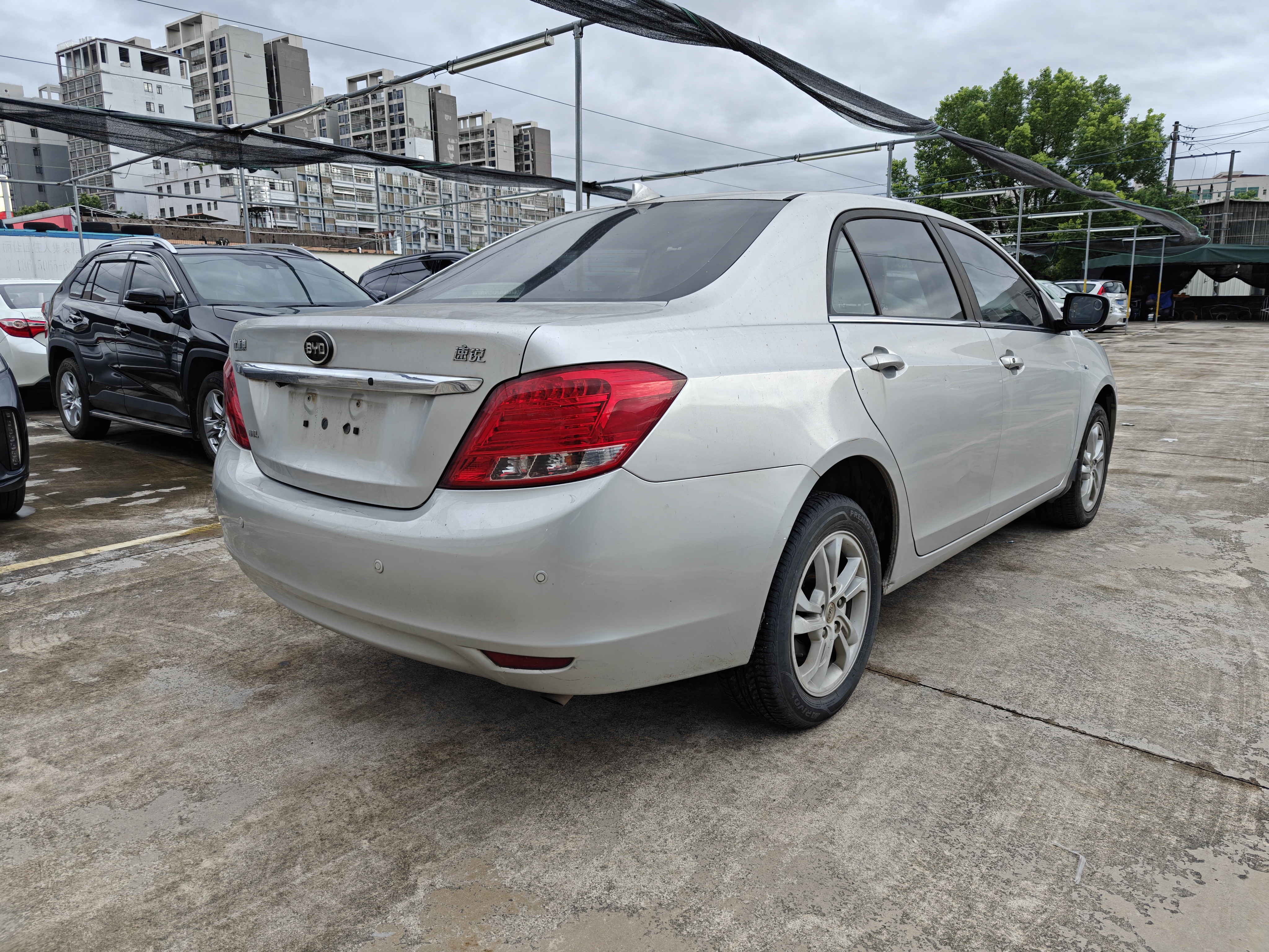 BYD SuRui 2014 car image #9