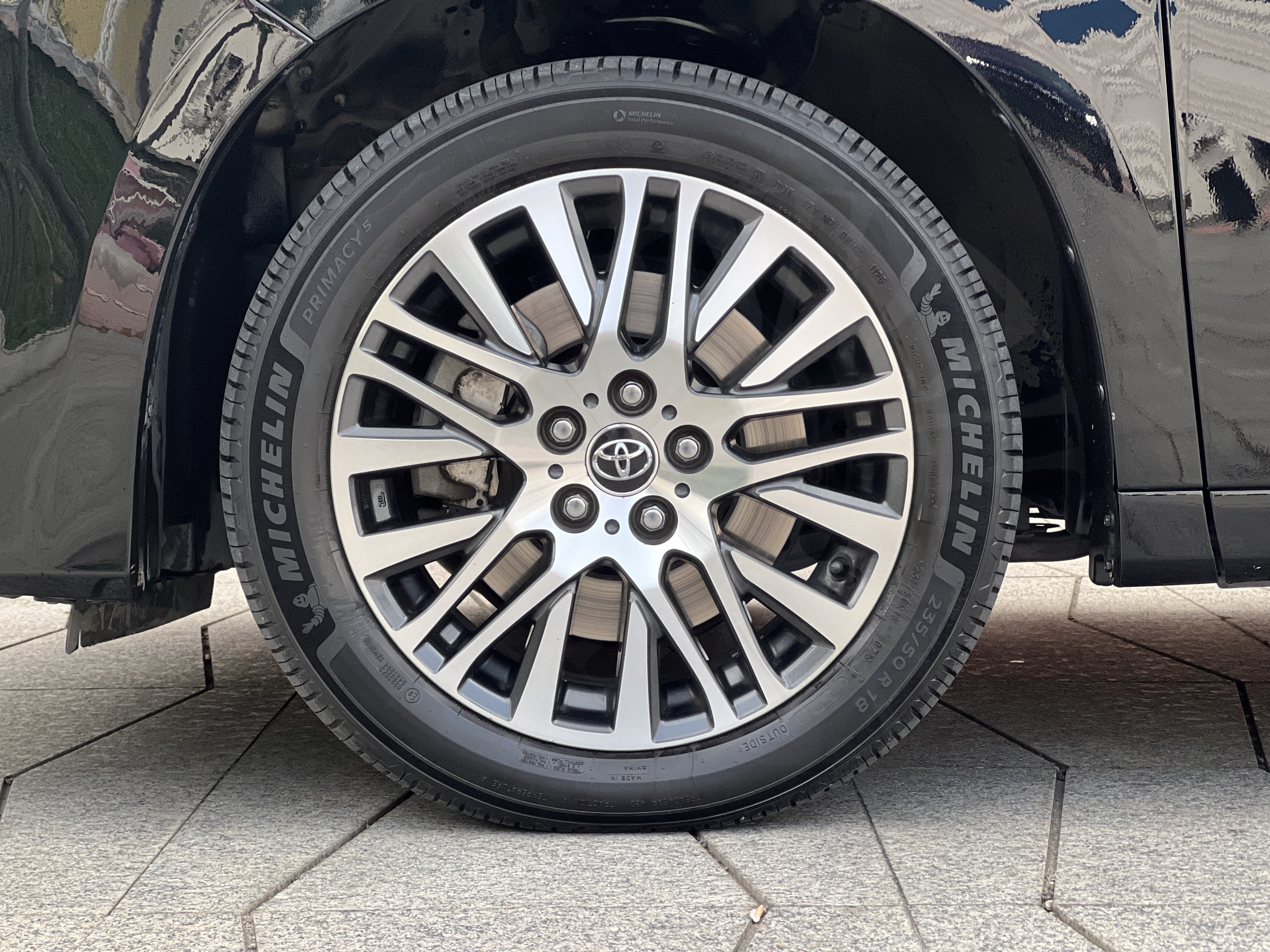 Toyota Alphard 2017 car image #9