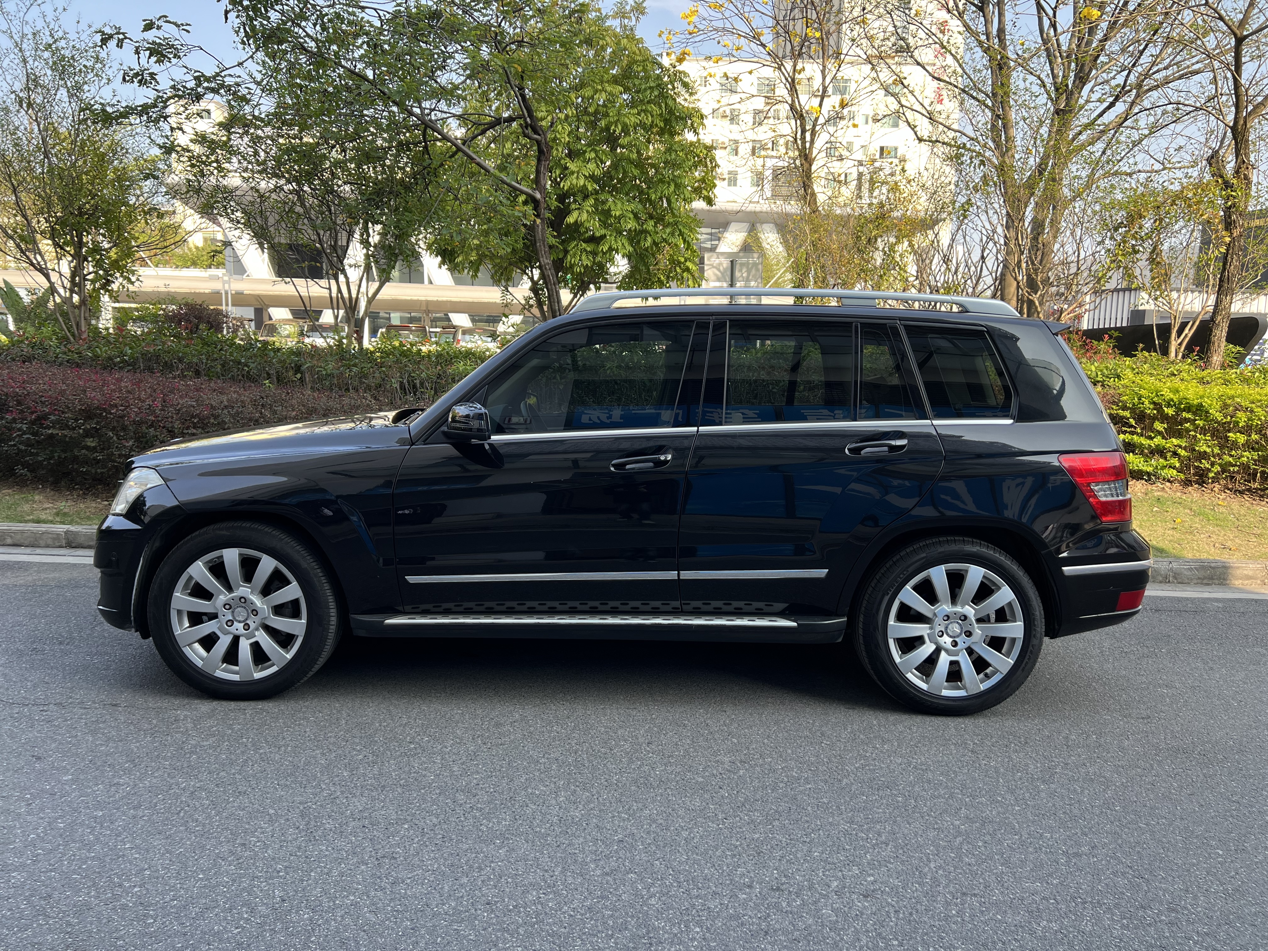 Mercedes-Benz GLK Class (Imported) 2010 car image #9