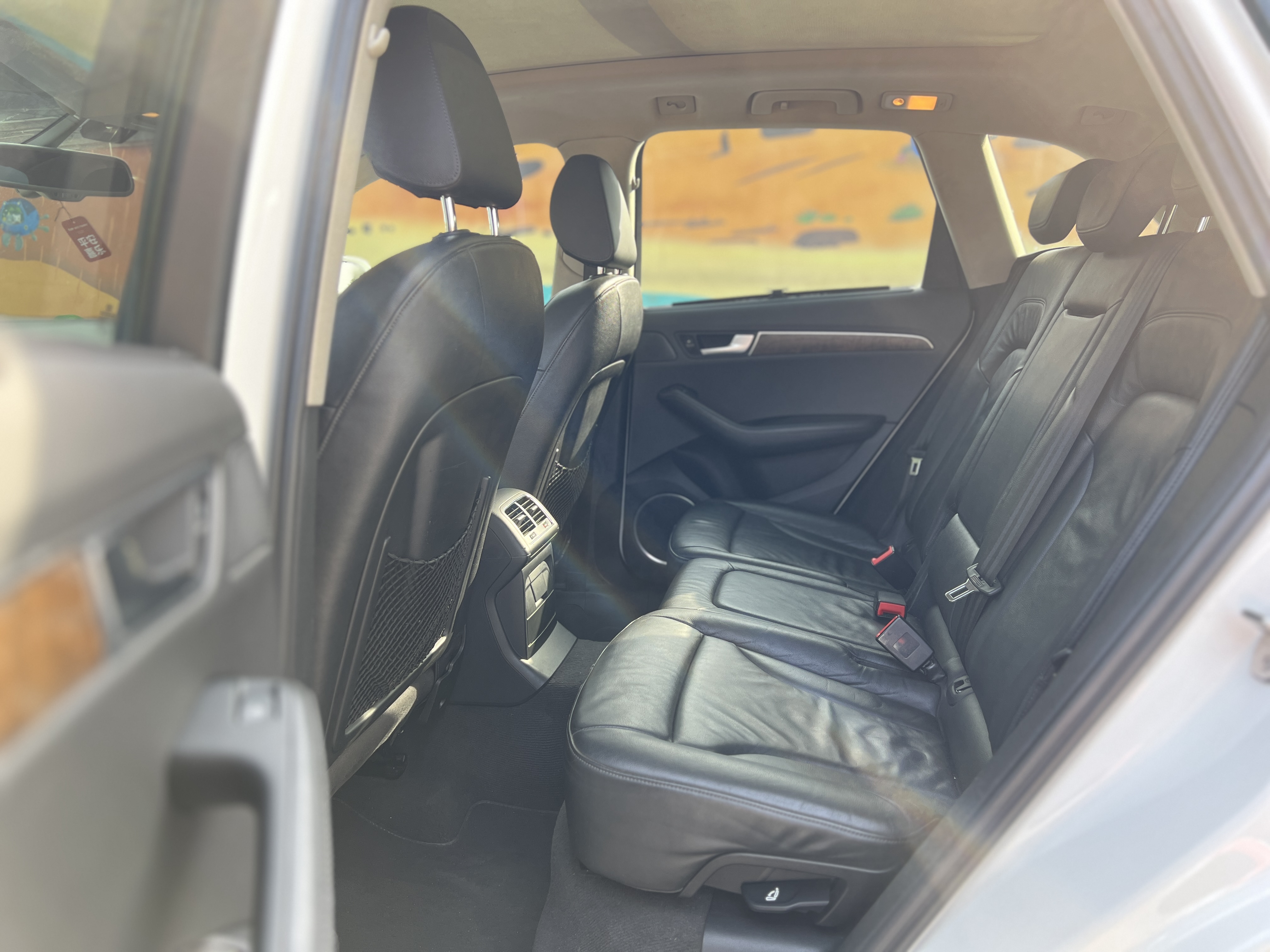 Audi Q5 (Imported) 2011 car image #9