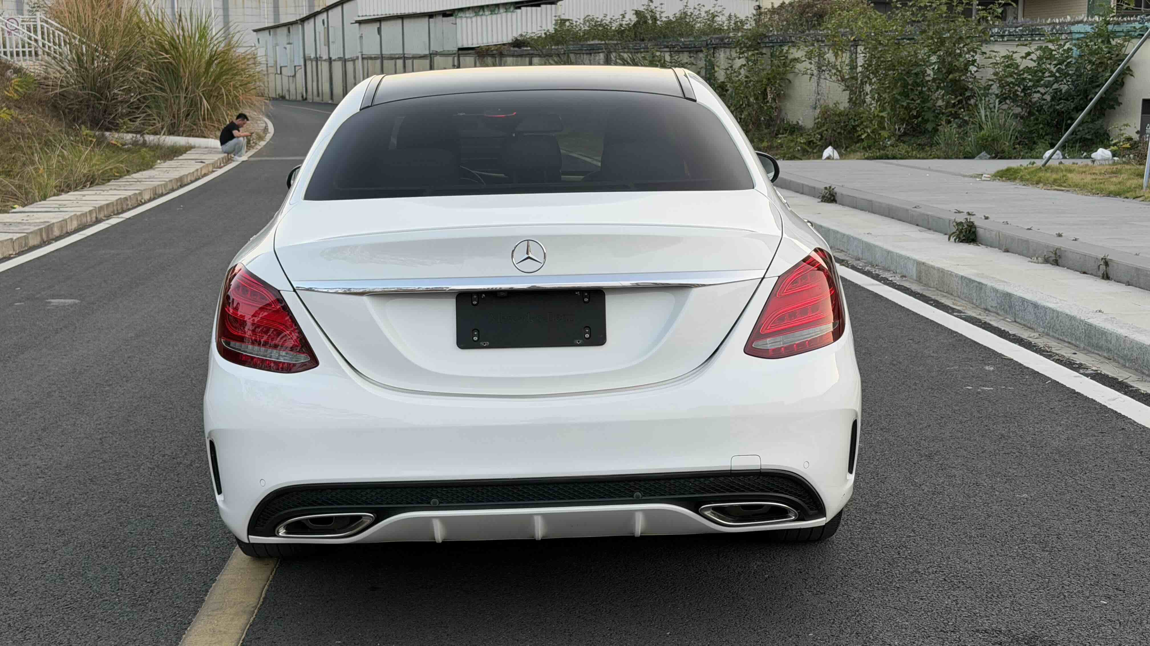 Mercedes-Benz C Class 2016 car image #9
