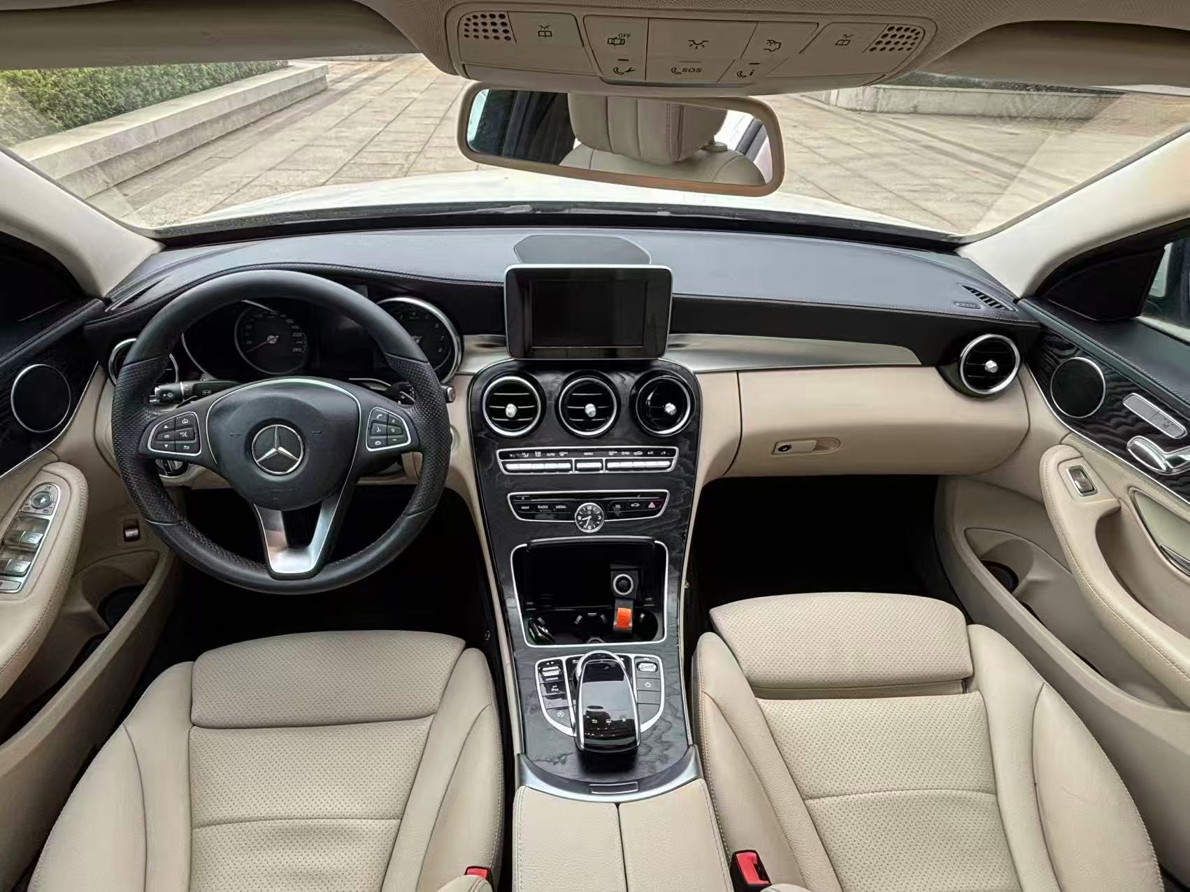 Mercedes-Benz C Class 2016 car image #9