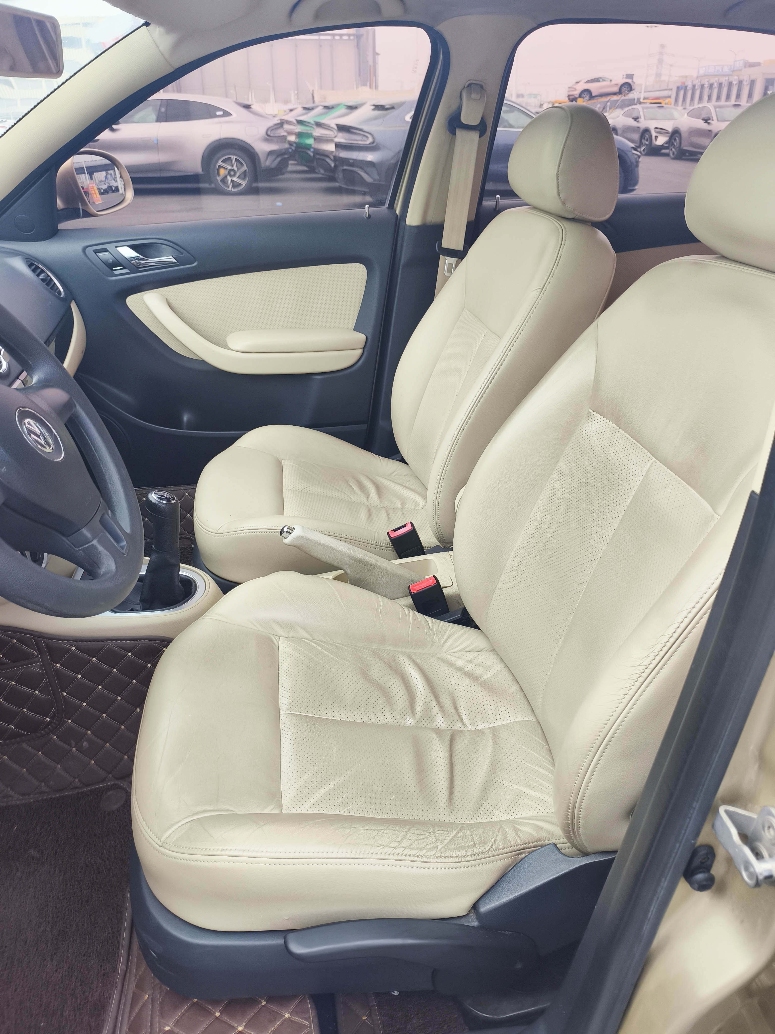 Volkswagen Lavida 2011 car image #9