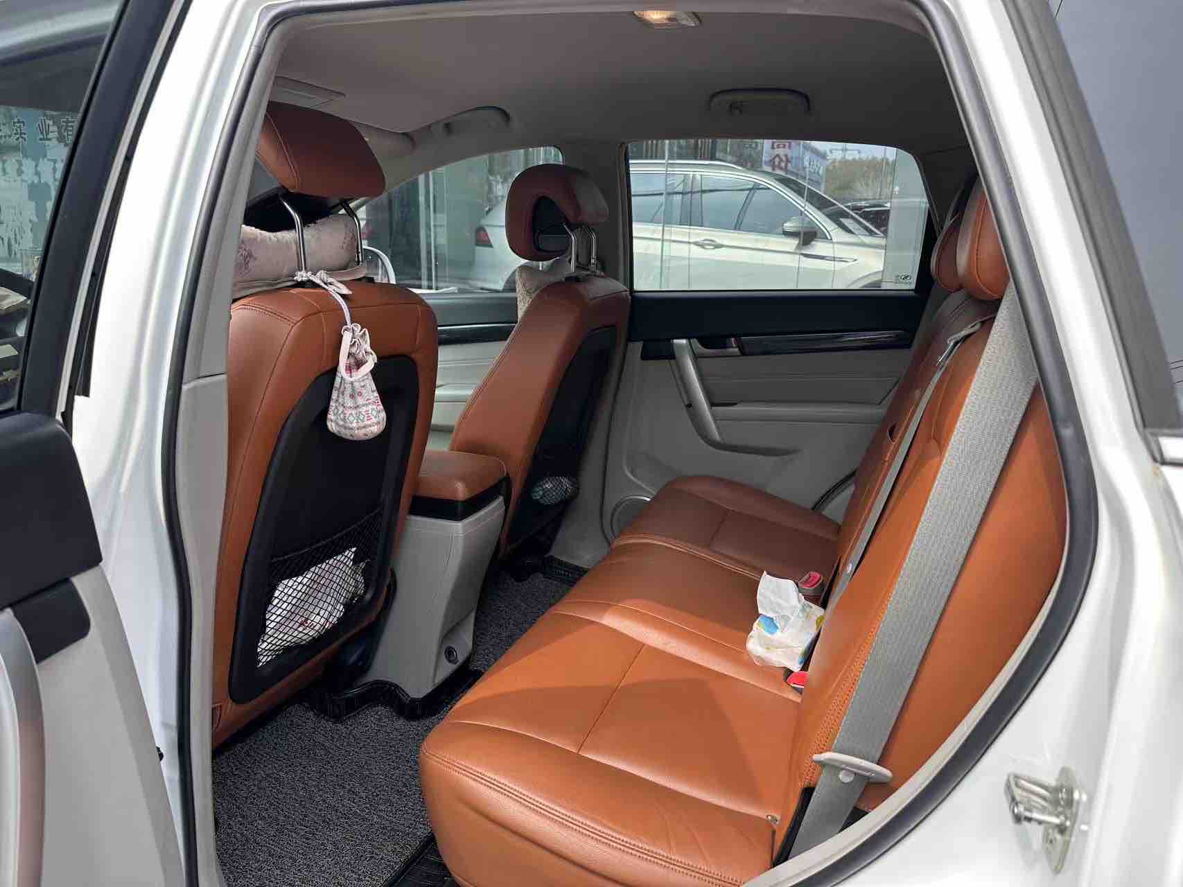 Chevrolet Captiva 2017 car image #9