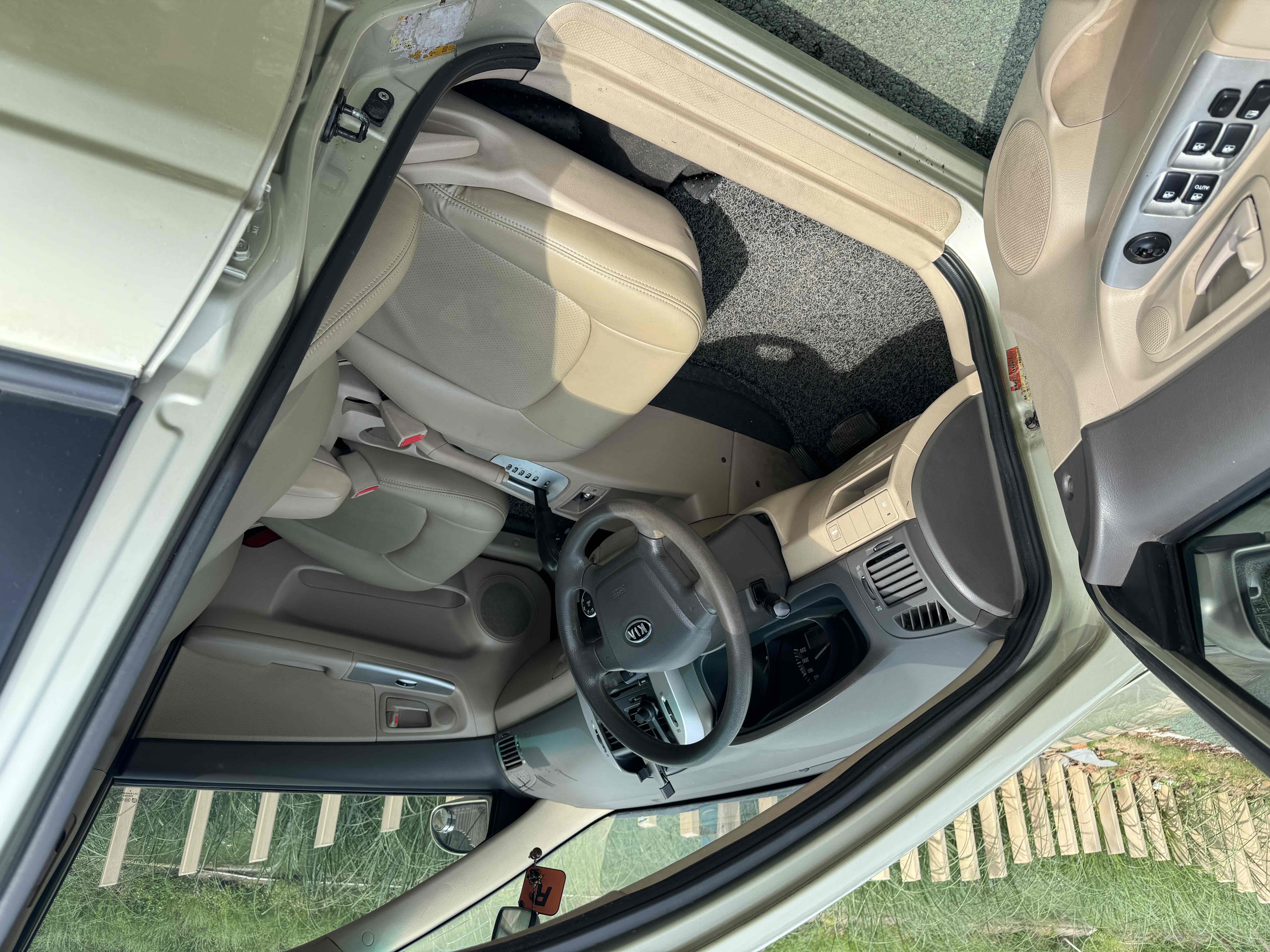 起亚 赛拉图 2008 汽车图片 #9