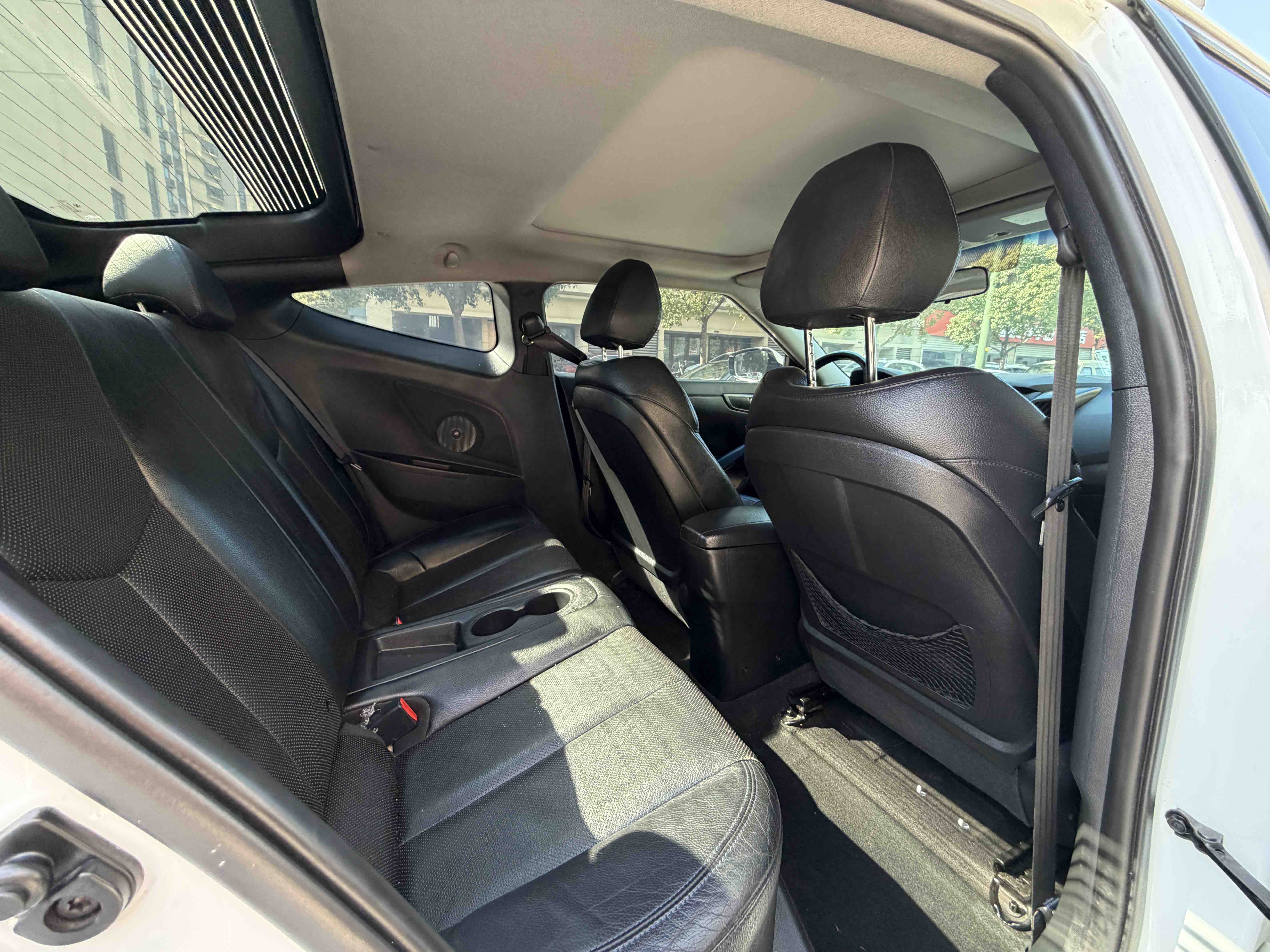 Hyundai Veloster 2014 immagine di auto #9