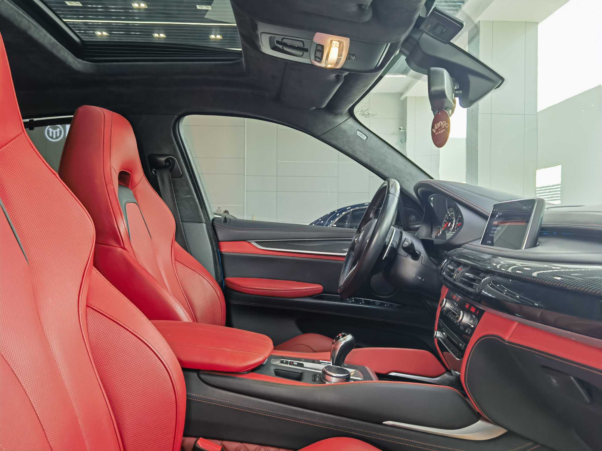 BMW X6 M 2019 immagine di auto #9