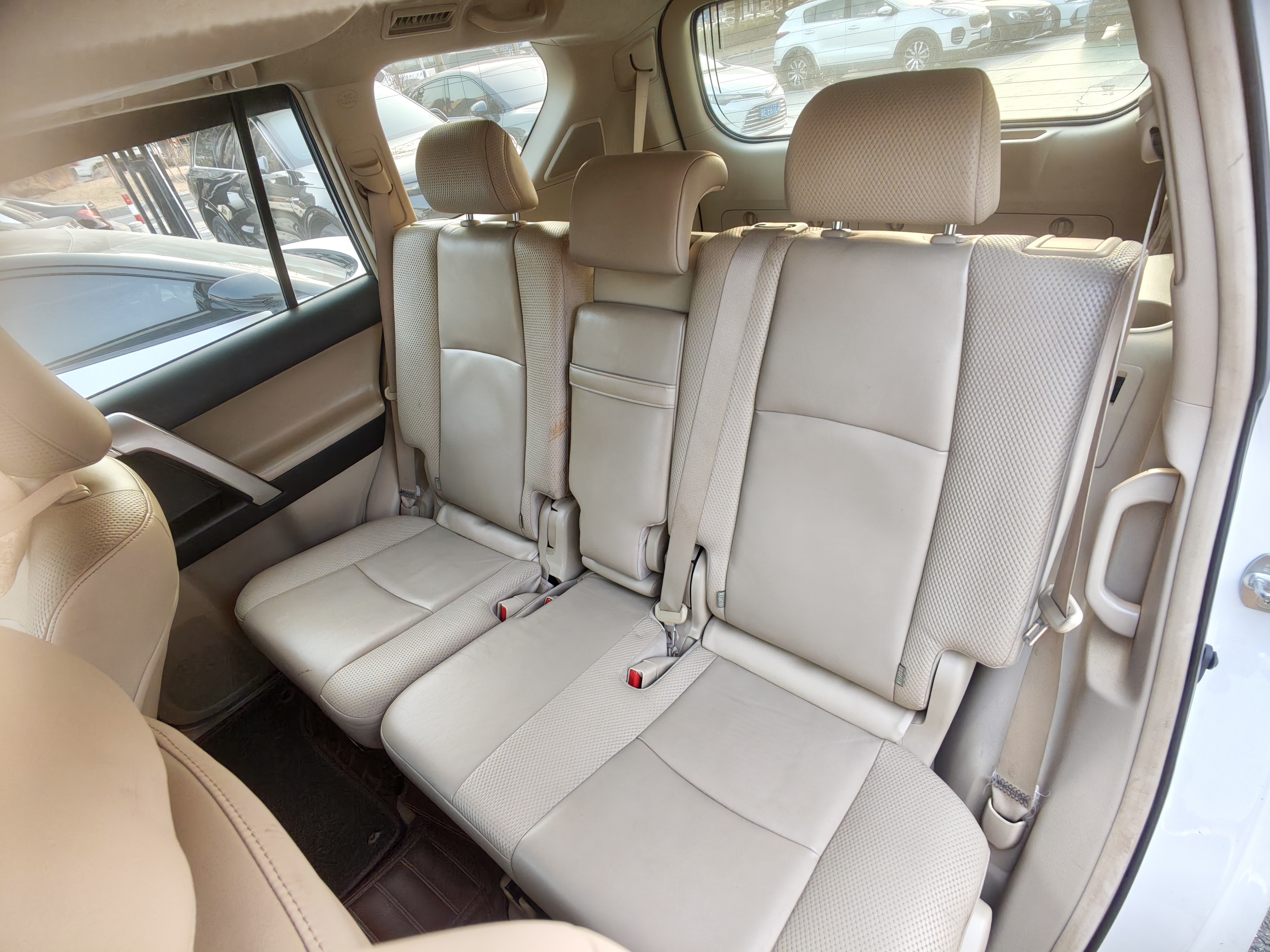 Toyota Land Cruiser Prado 2012 #9 Toyota Land Cruiser Prado 2012 car image #9