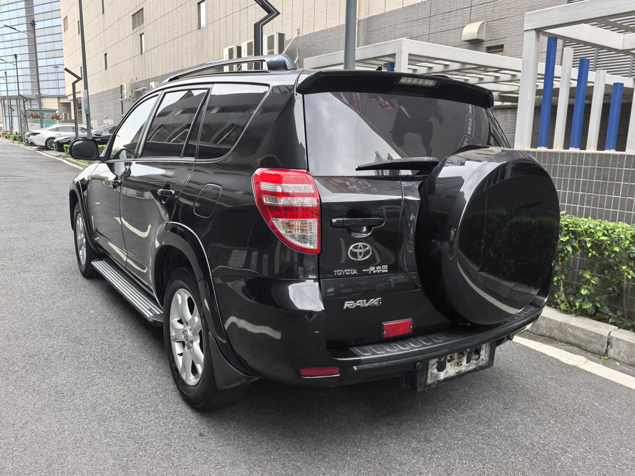 Toyota RAV4 2011 imagem de carro #9