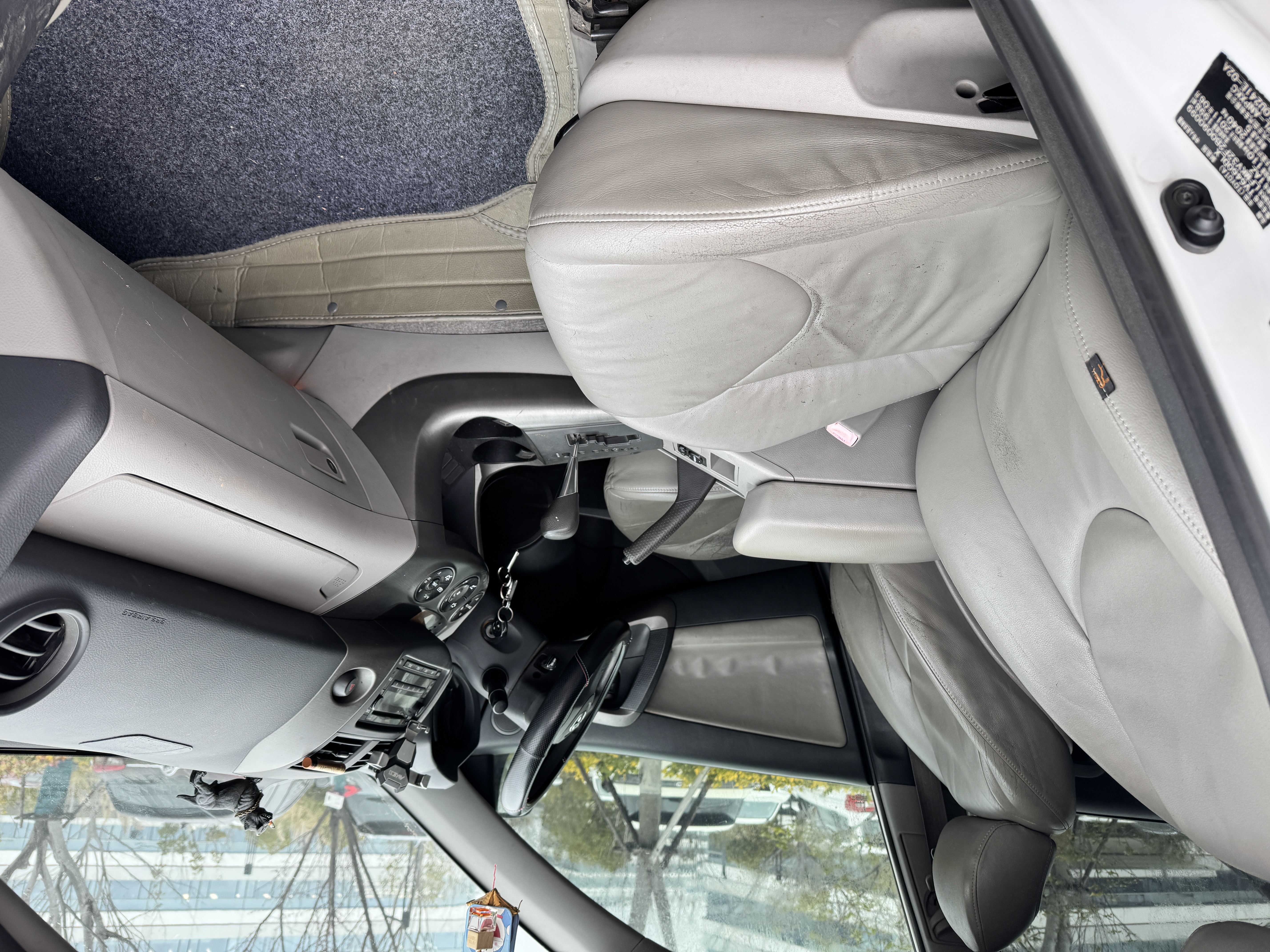 Toyota RAV4 2011 #9 Toyota RAV4 2011 immagine di auto #9