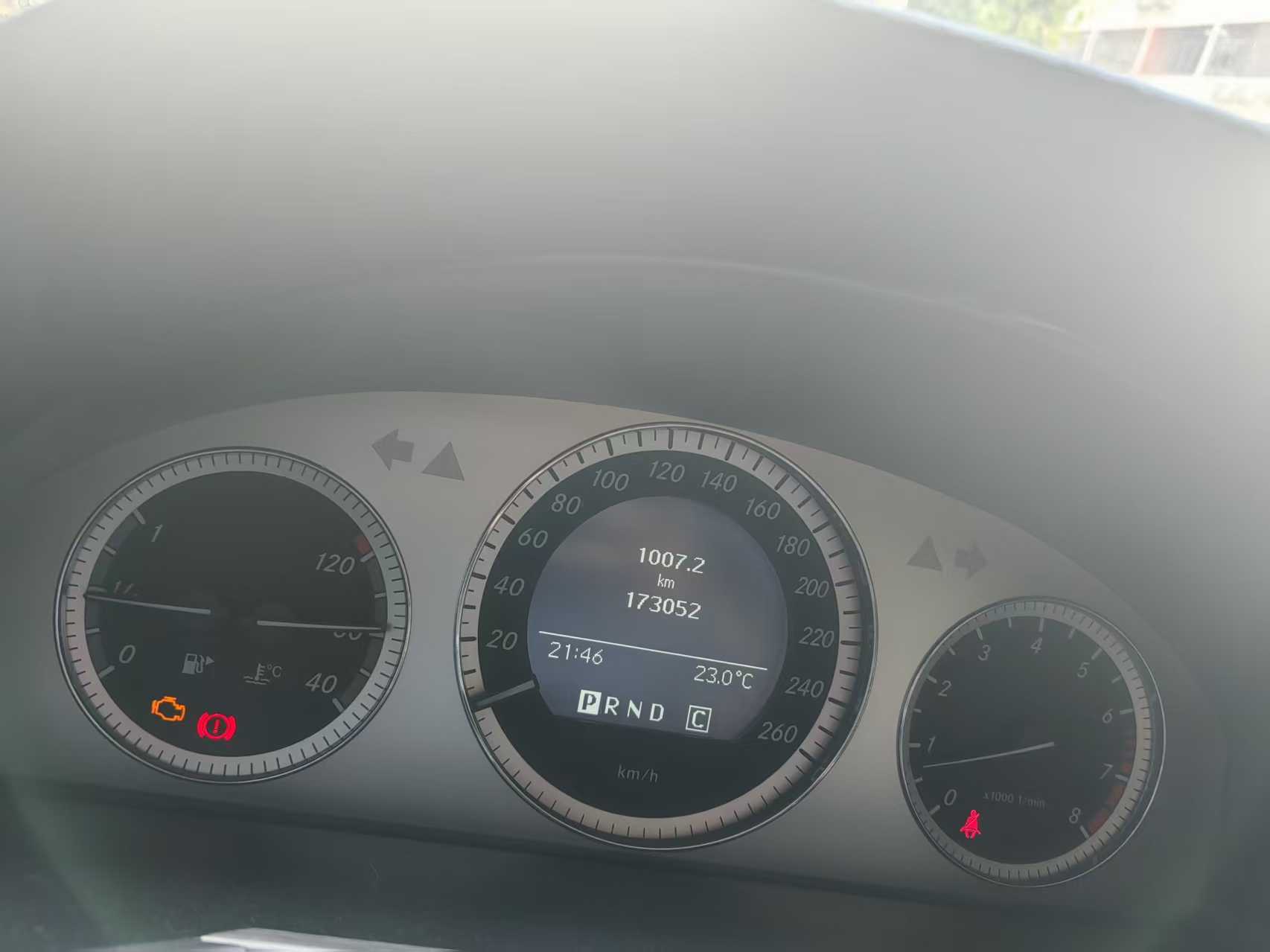 Mercedes-Benz GLK Class (Imported) 2010 car image #9