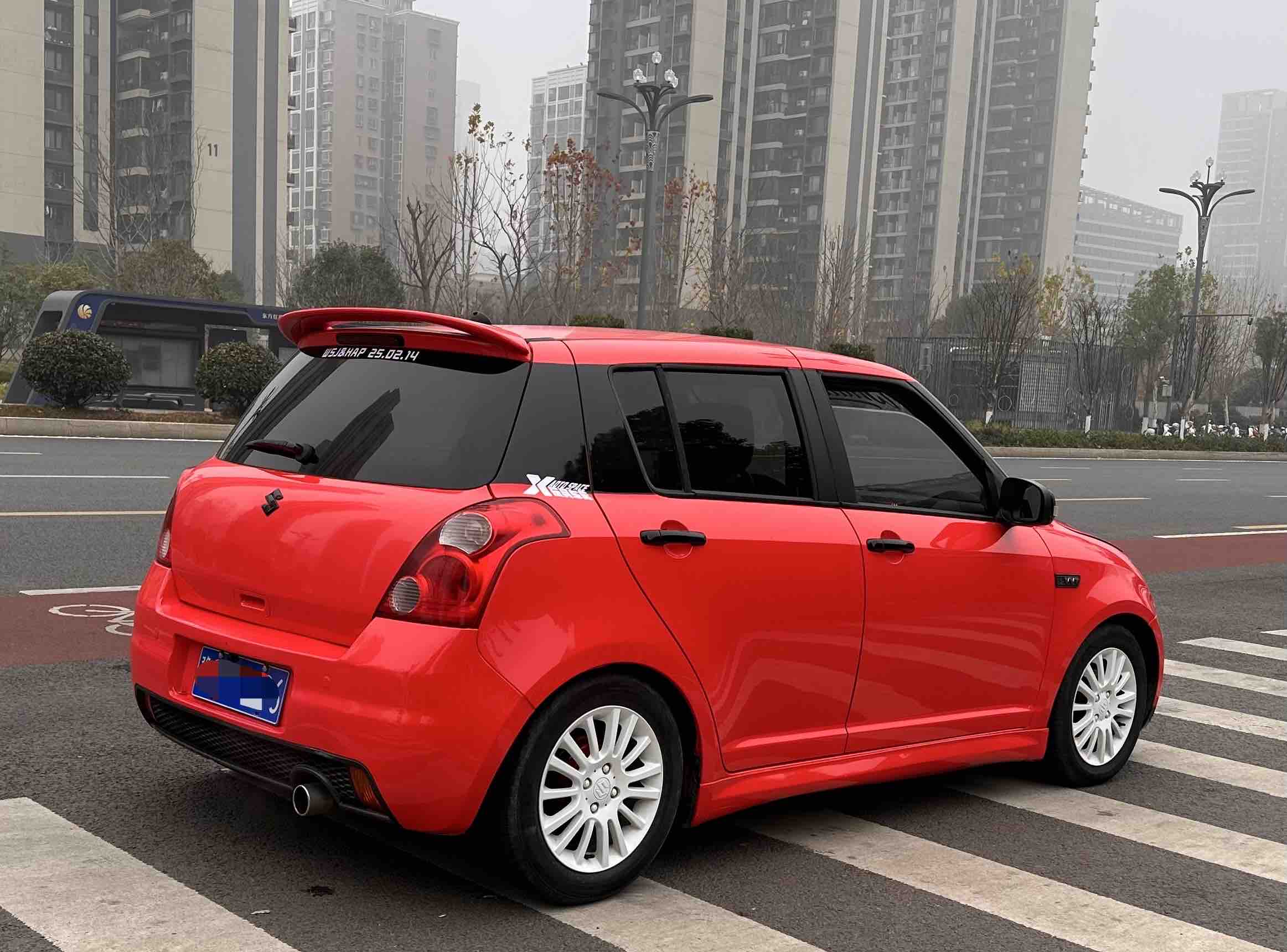 Suzuki Swift 2011 immagine di auto #9