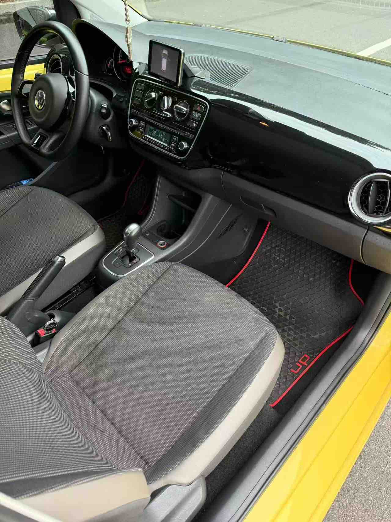 Volkswagen up! 2015 car image #9