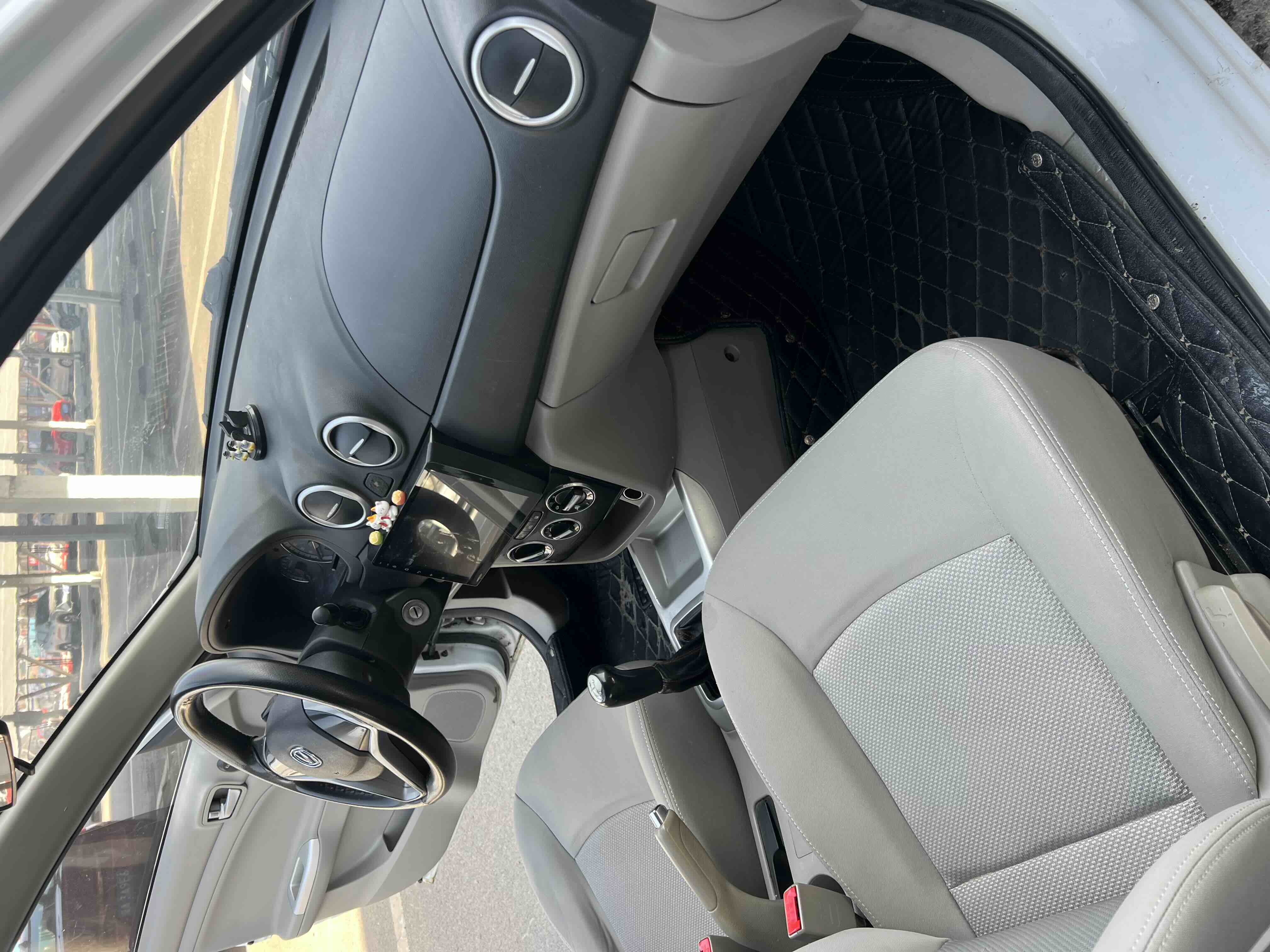 Changan Alsvin V3 2016 car image #9