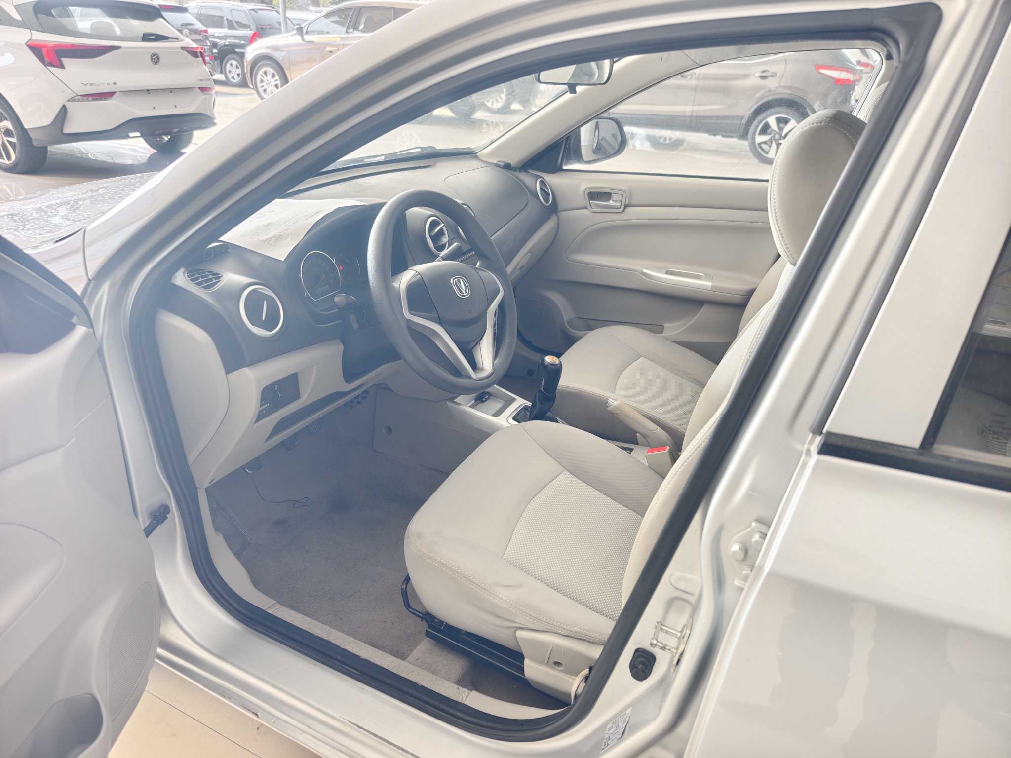 Changan Alsvin V3 2015 immagine di auto #9