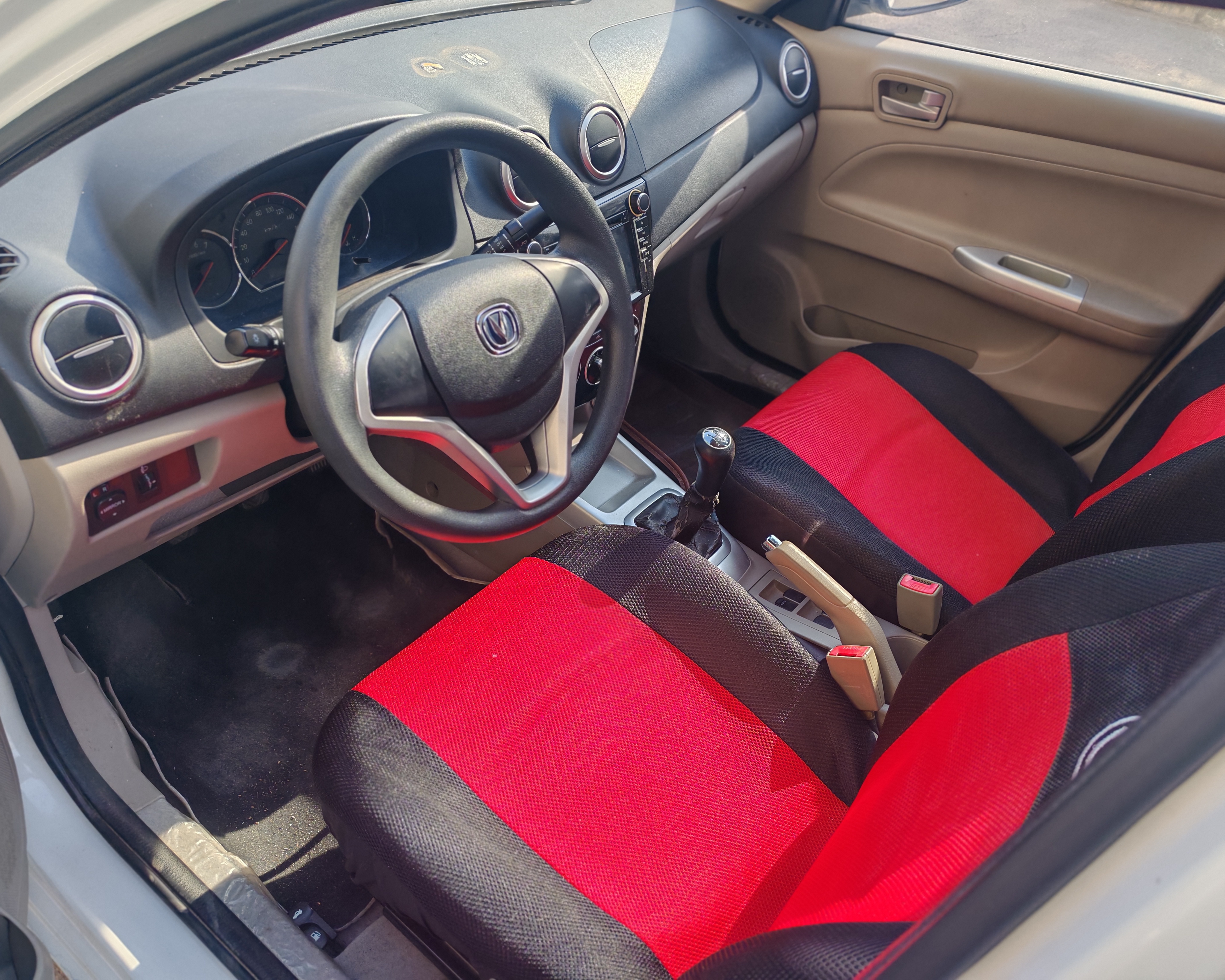 Changan Alsvin V3 2016 car image #9