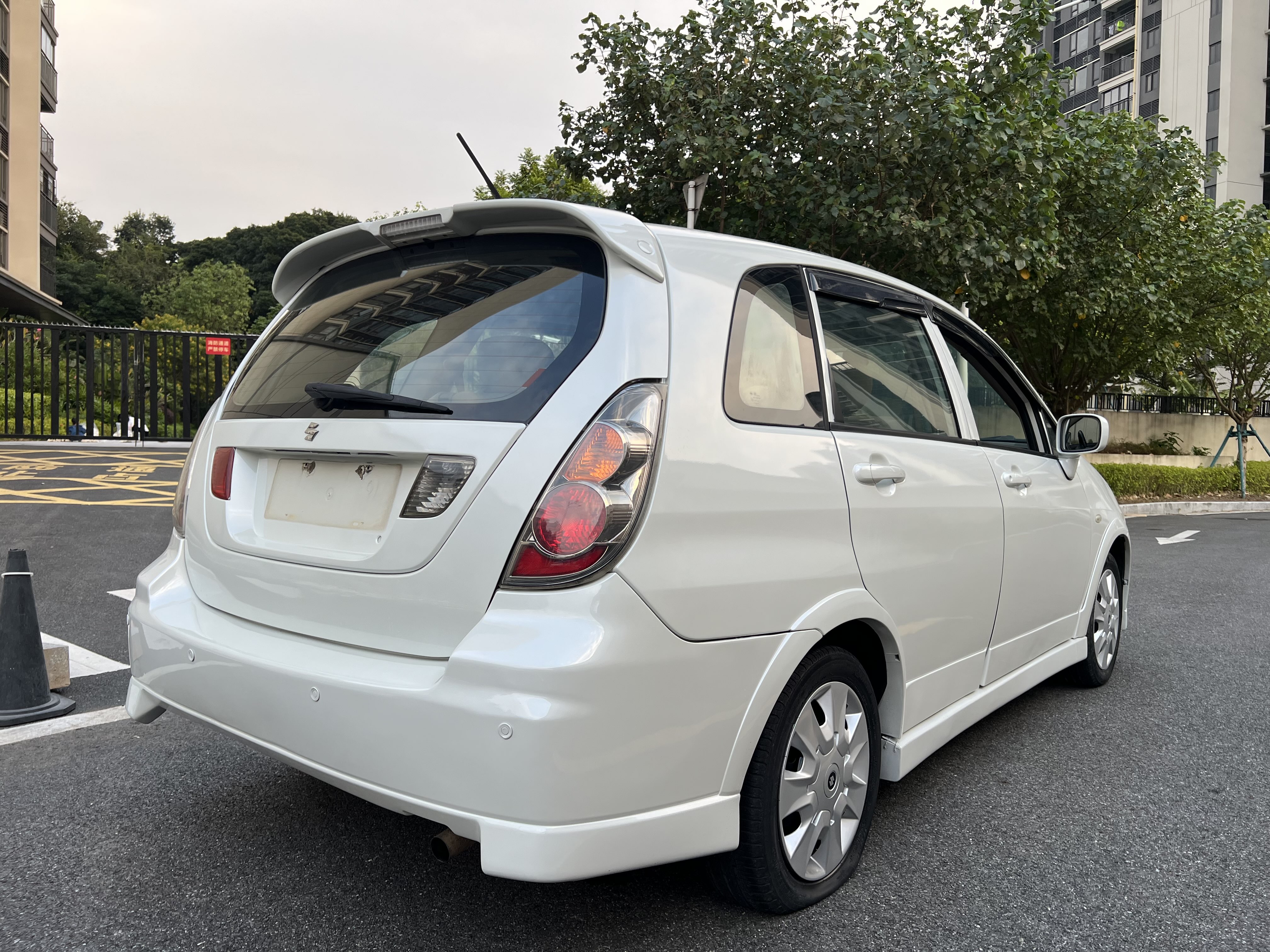 Suzuki Liana A6 2015 immagine di auto #9