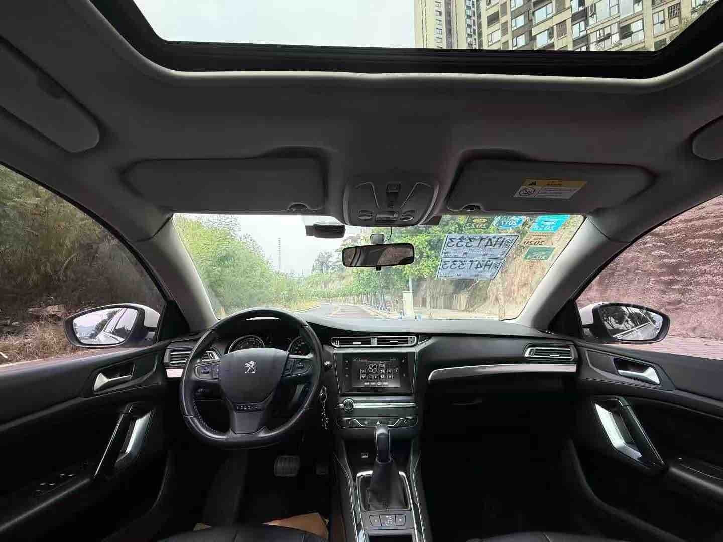 Peugeot 408 2016 car image #9