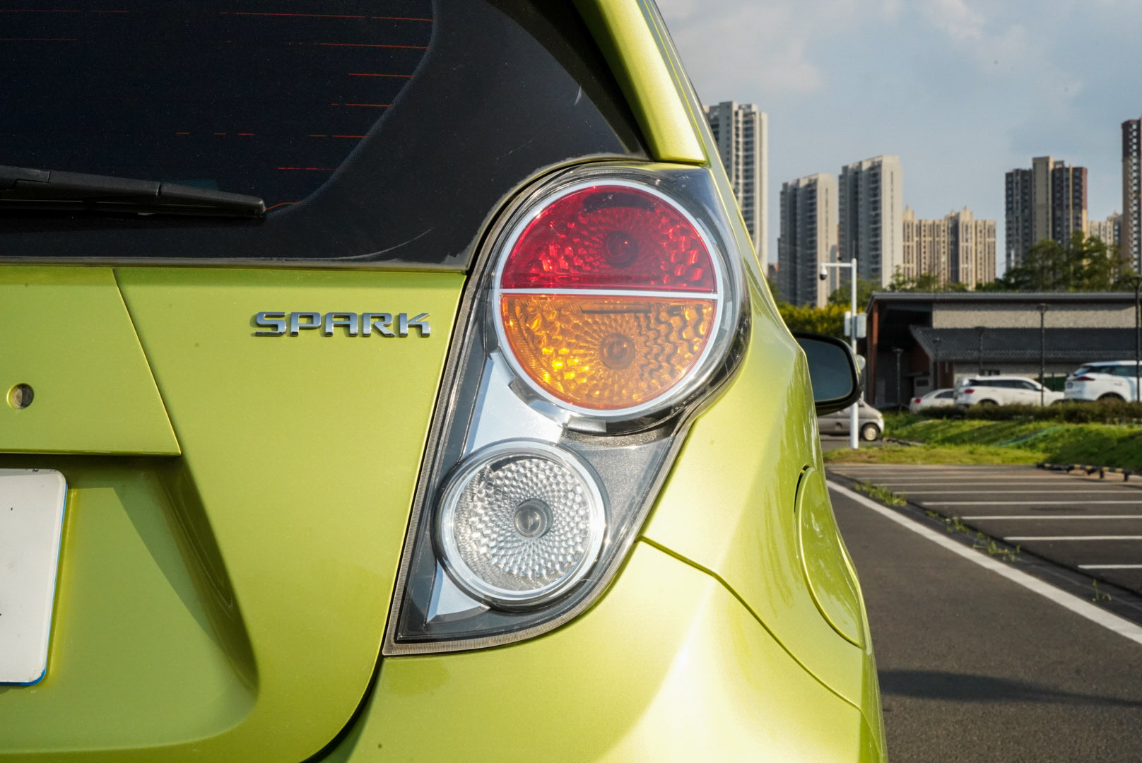 Chevrolet Spark 2011 car image #9
