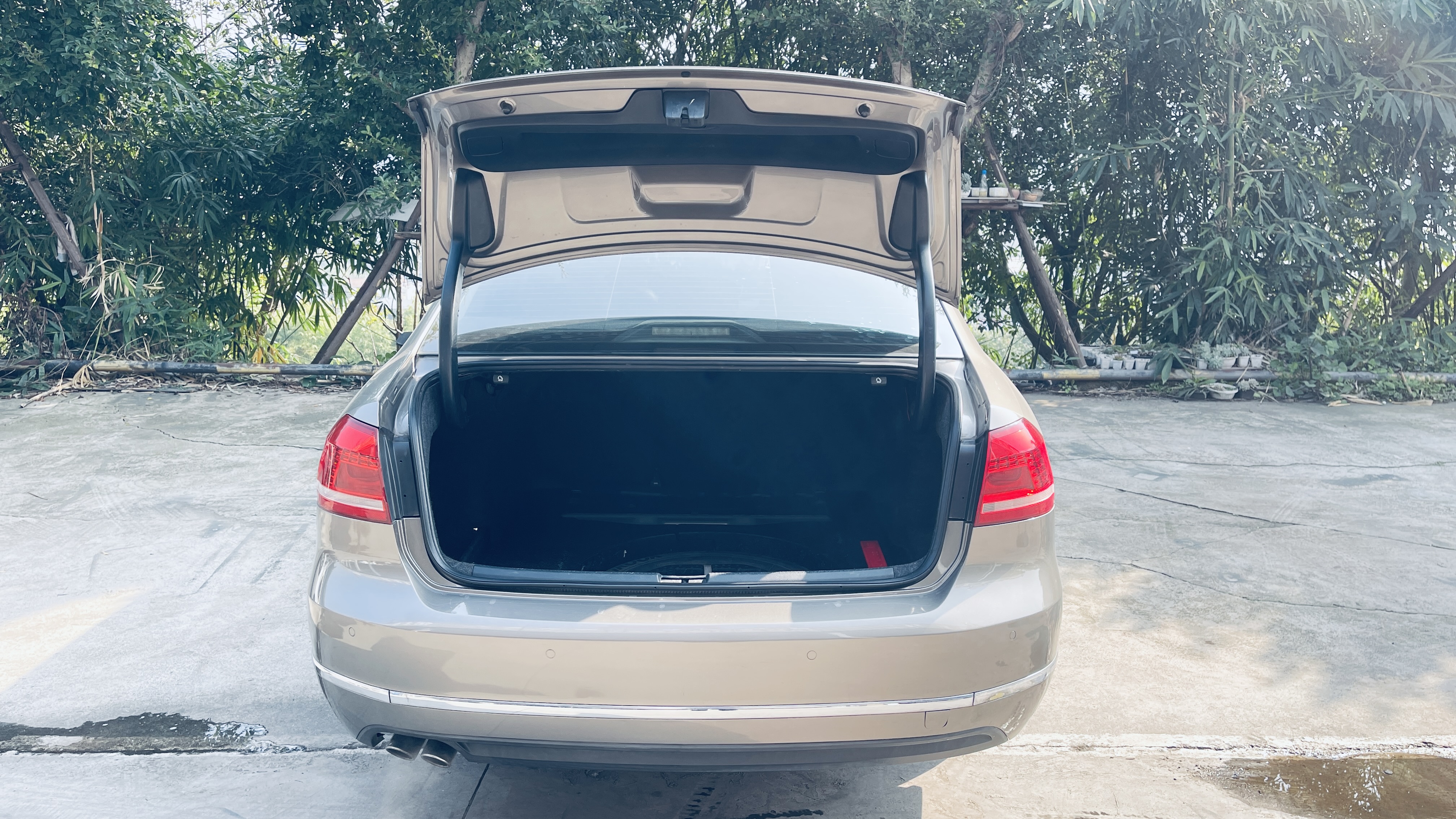 Volkswagen Passat 2016 car image #9