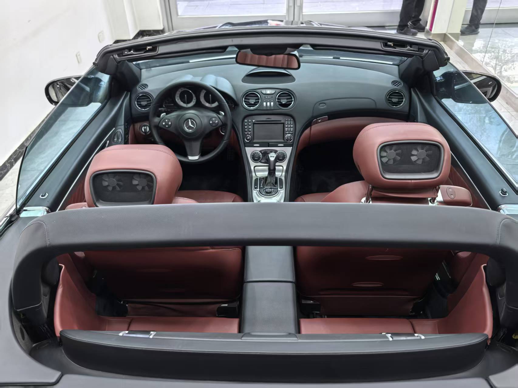 Mercedes-Benz SL Class 2012 car image #9