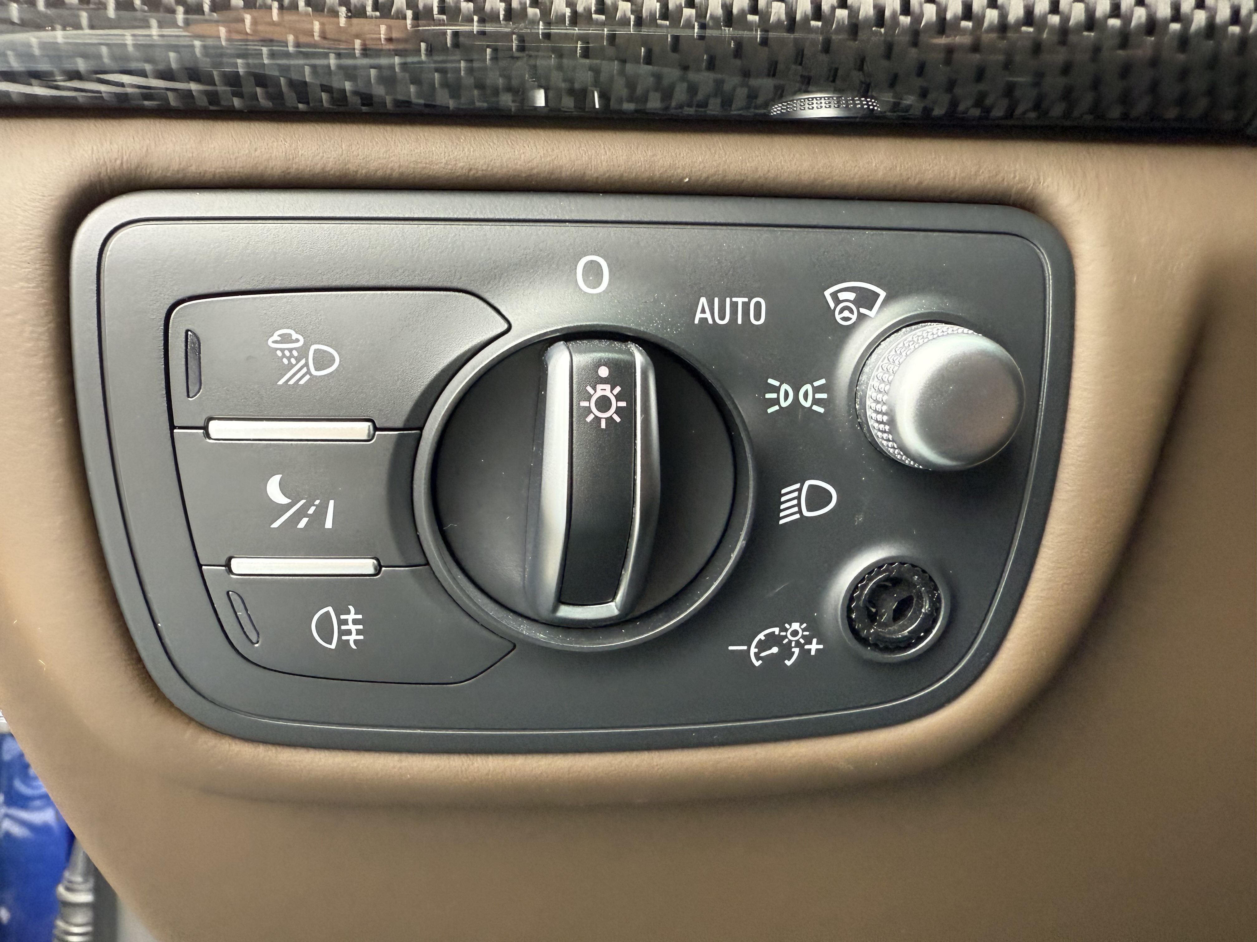 Audi S7 2017 car image #9