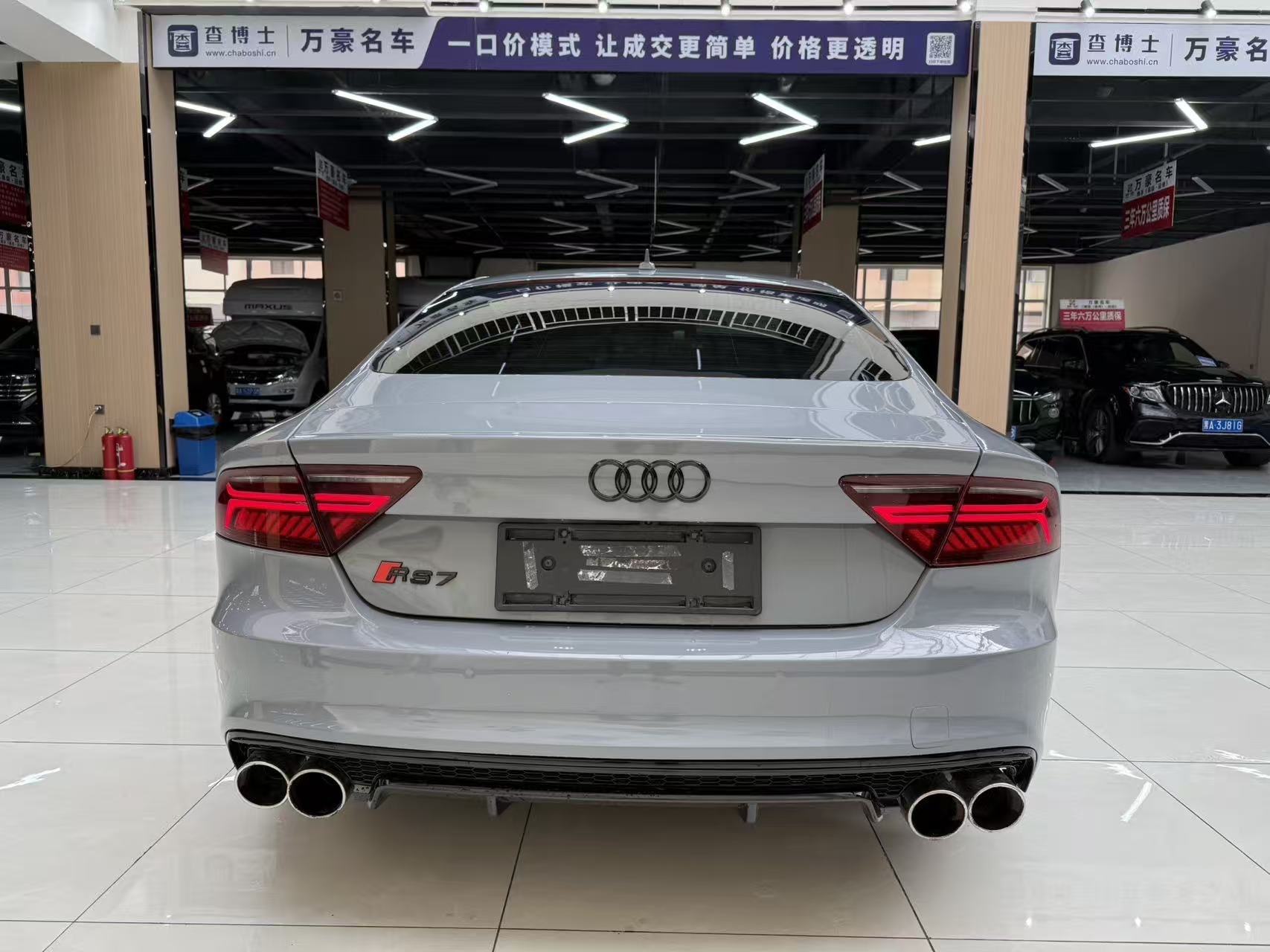Audi RS 7 2018 car image #9