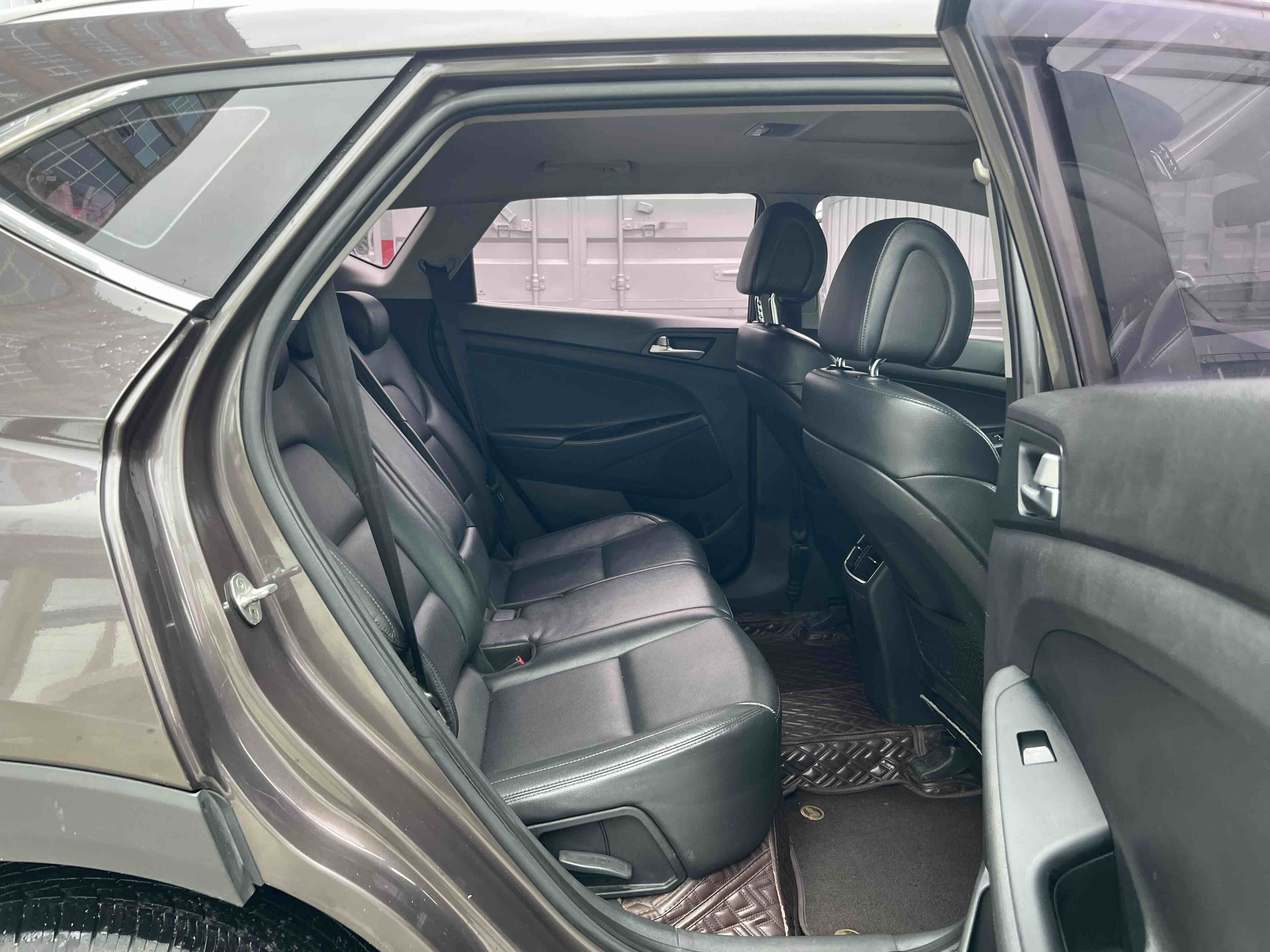 Hyundai Tucson 2016 imagem de carro #9