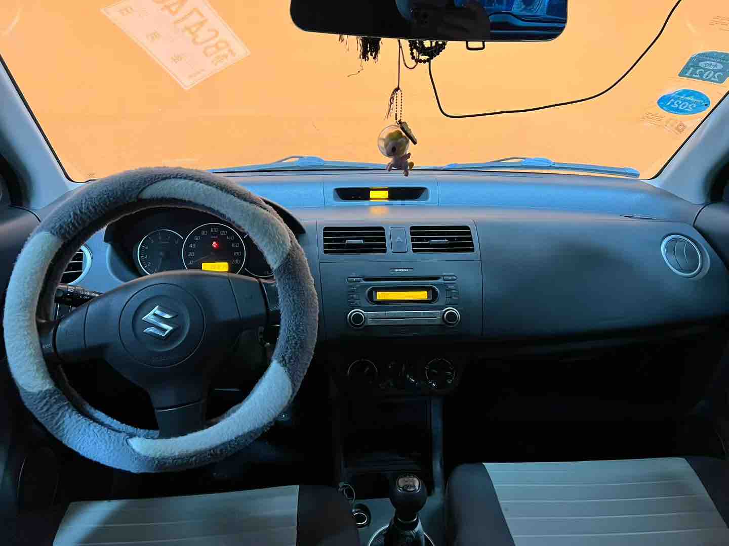 铃木 雨燕 2015 汽车图片 #9