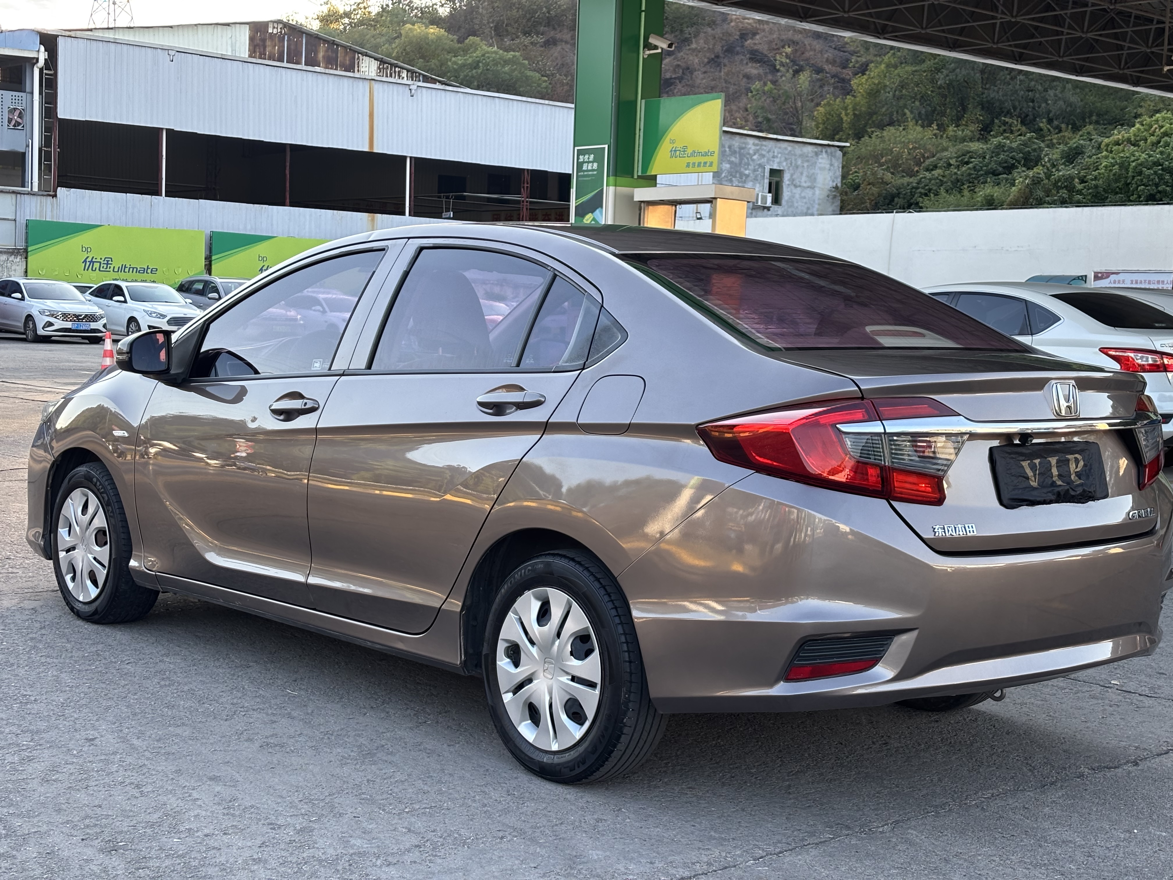 Honda Greiz 2016 صورة سيارة #9