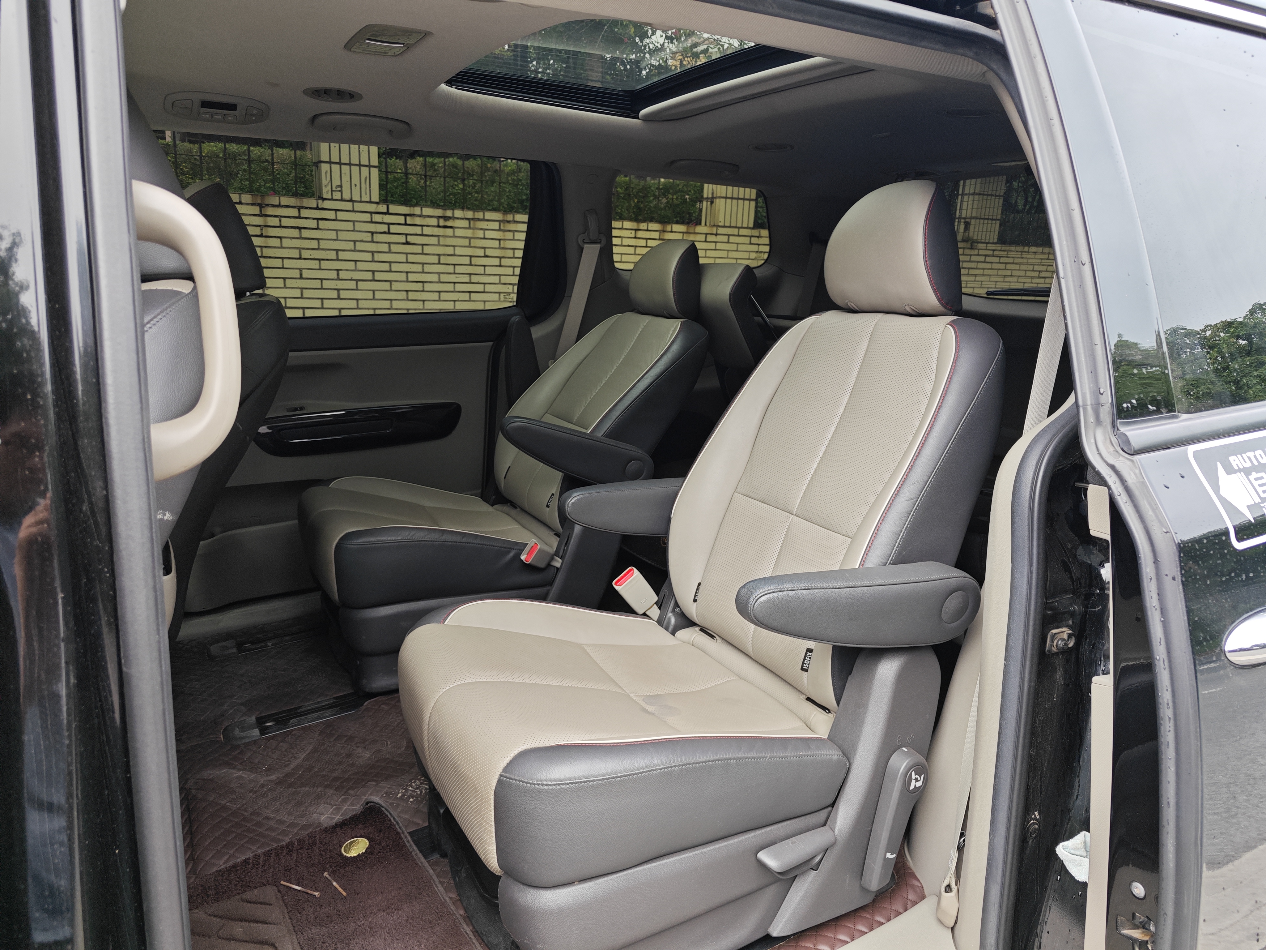 Kia Carnival (Imported) 2018 immagine di auto #9