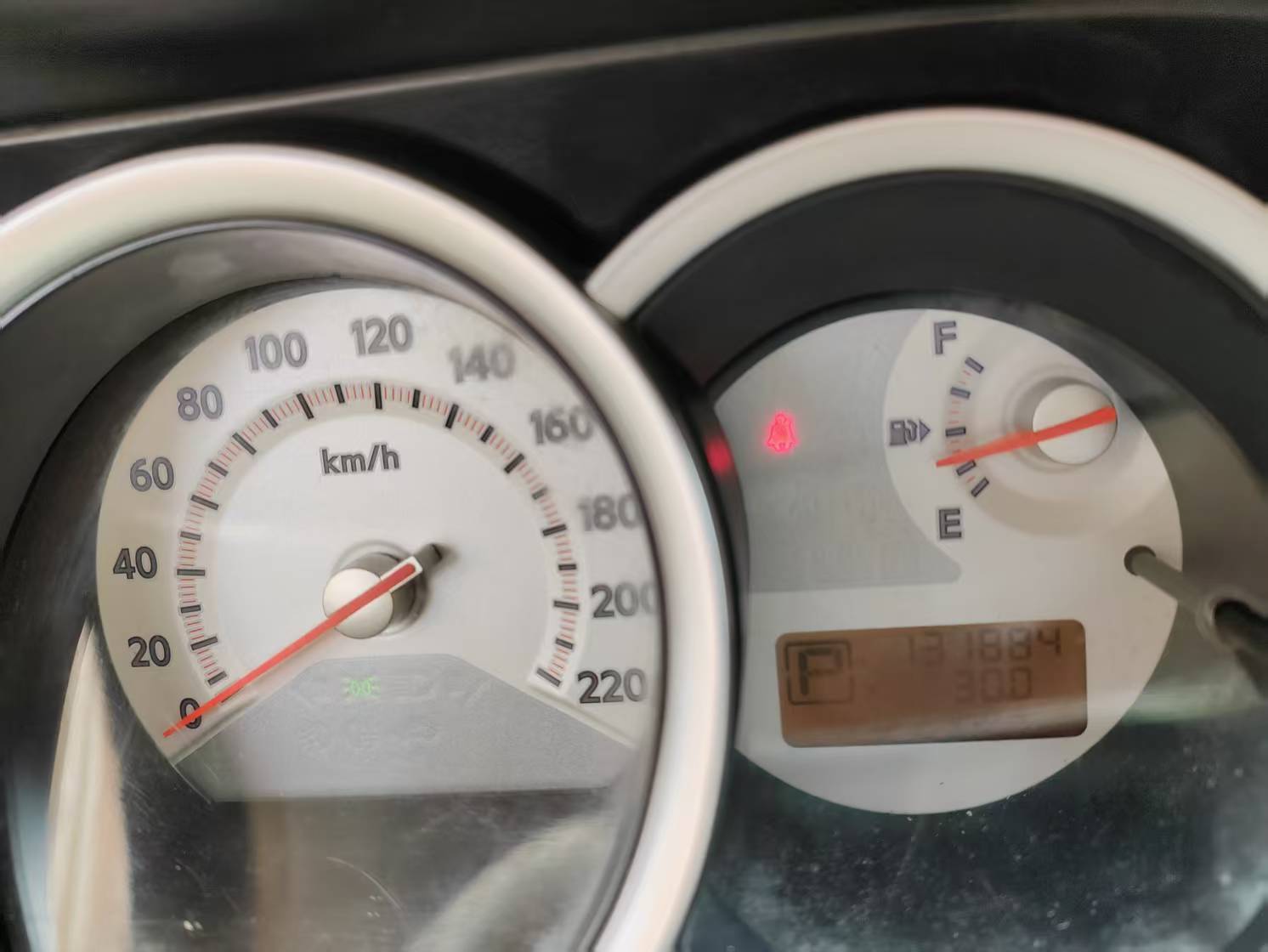 日产 颐达 2010 汽车图片 #9