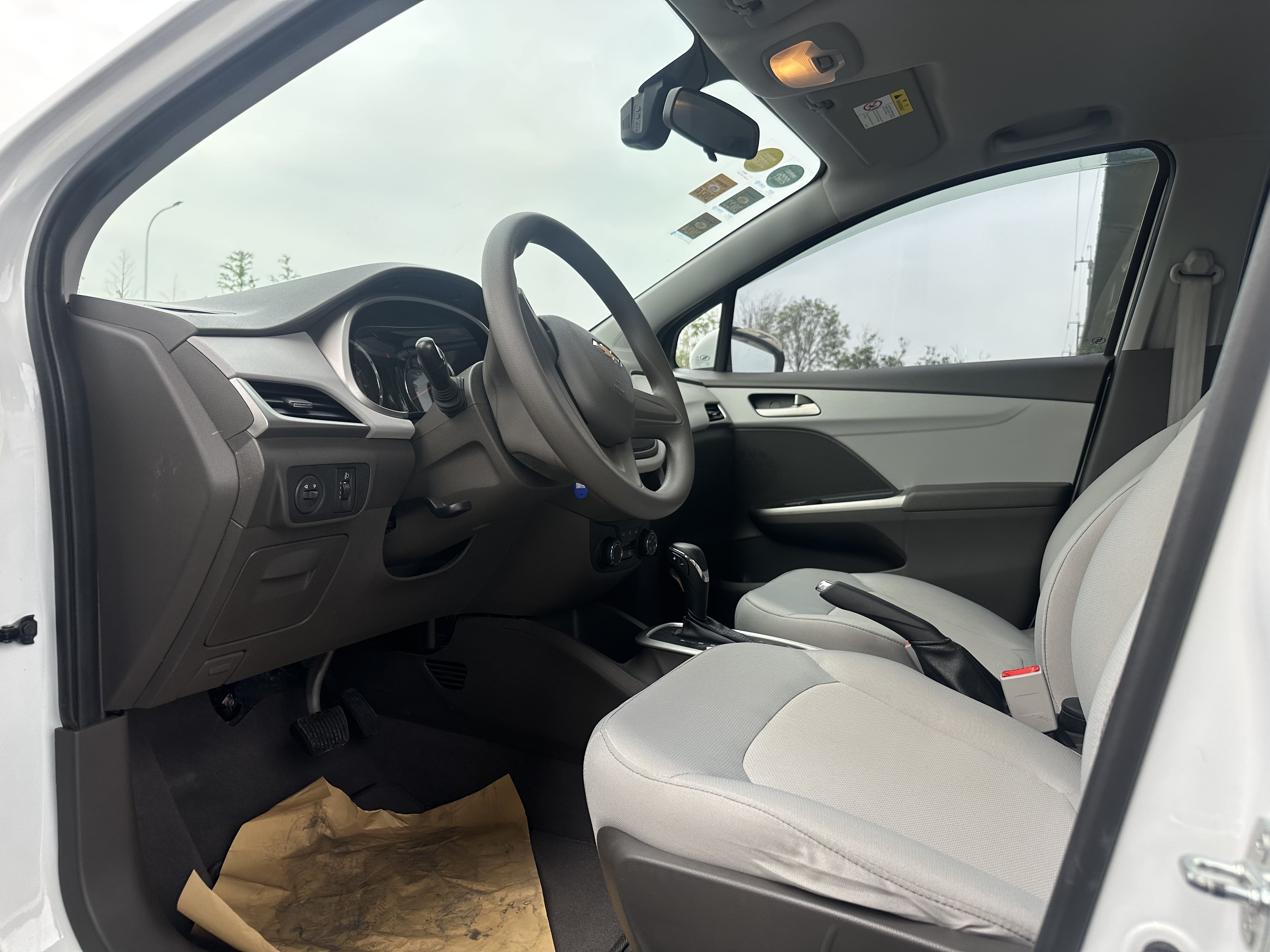 Chevrolet Lova RV 2016 car image #9