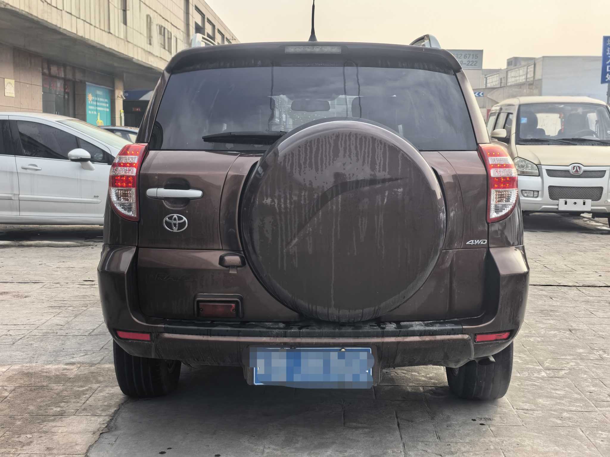Toyota RAV4 2012 car image #9