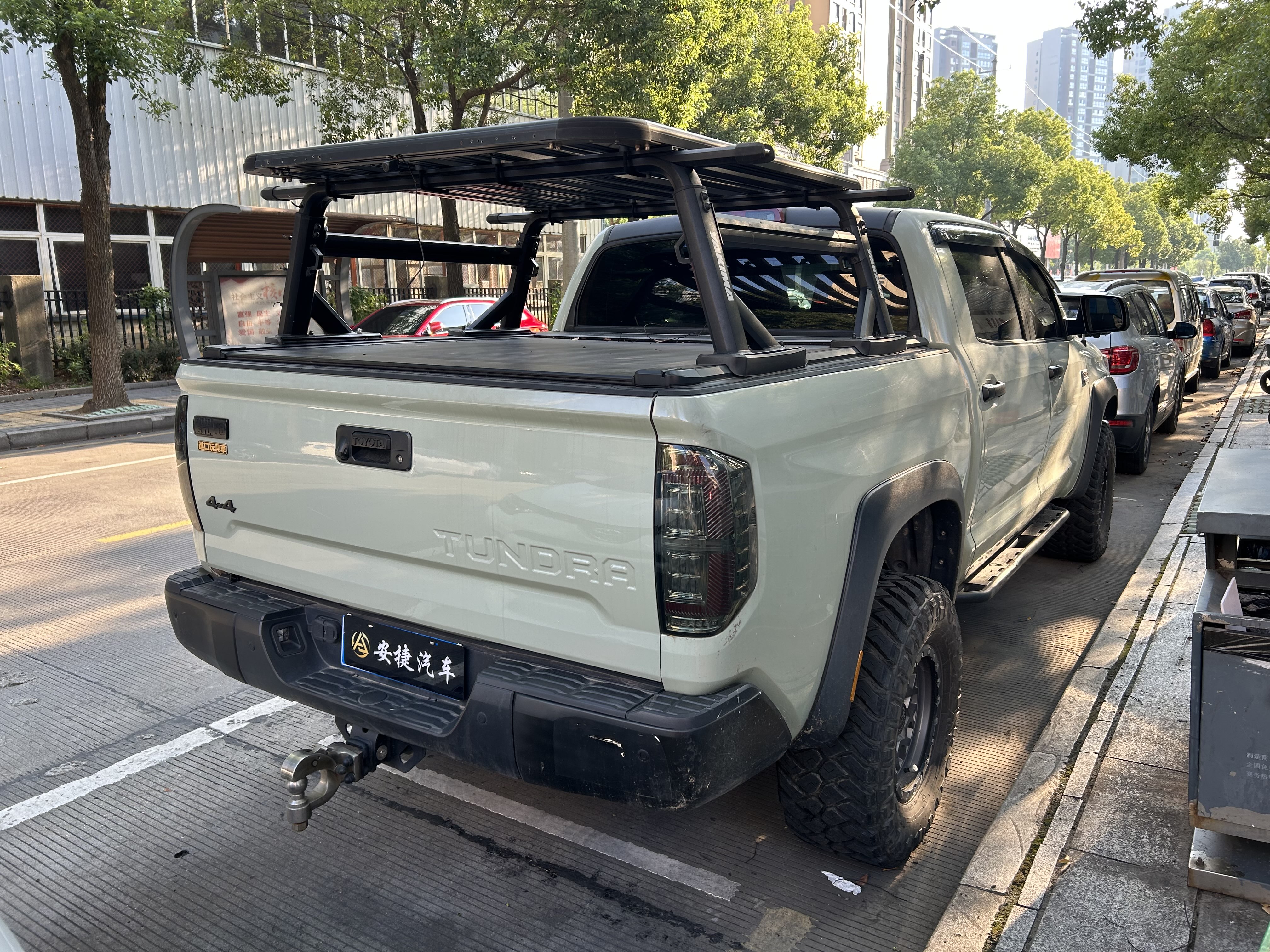 Toyota Tundra 2016 car image #9