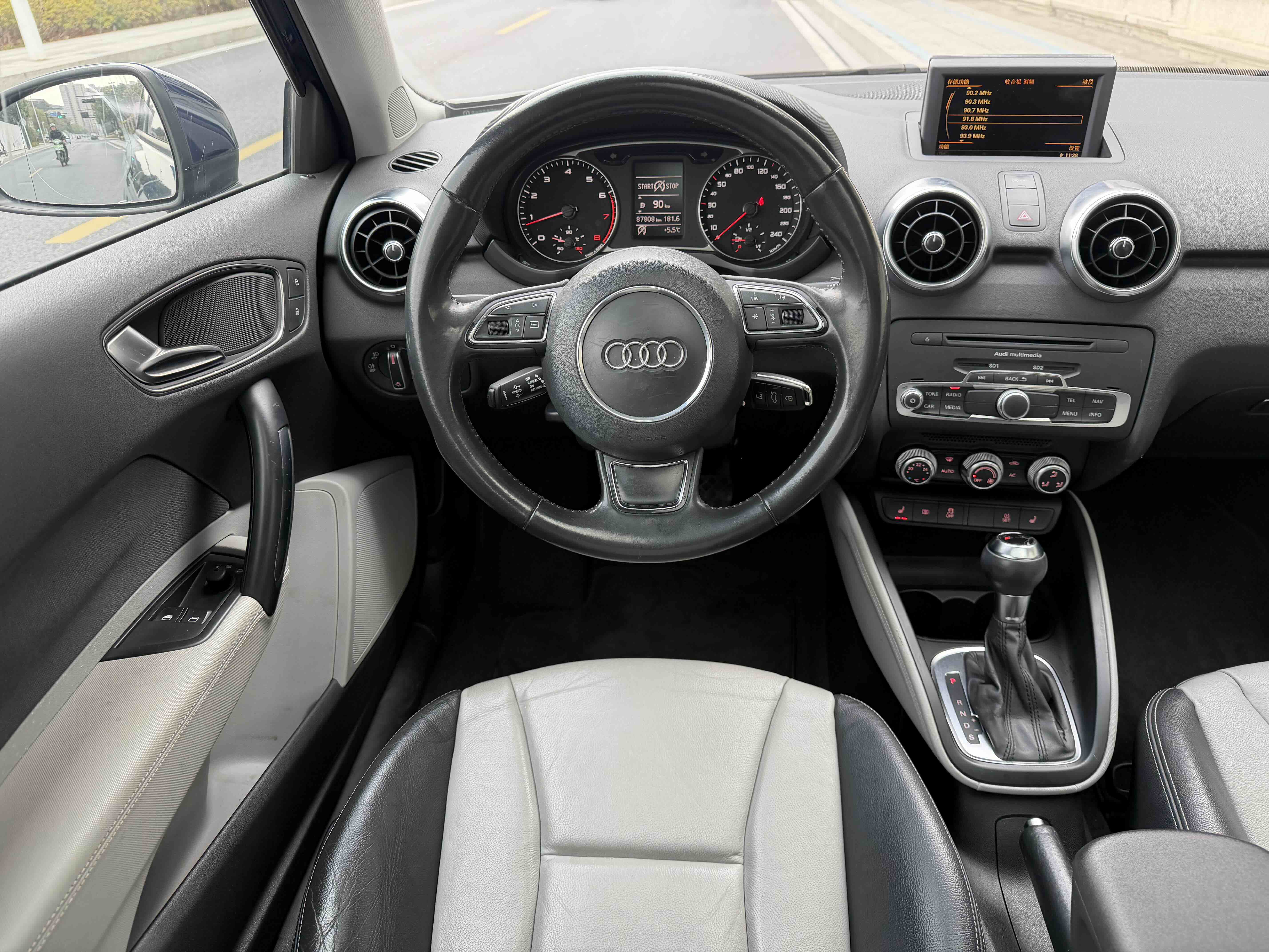 Audi A1 2011 #9 Audi A1 2011 car image #9