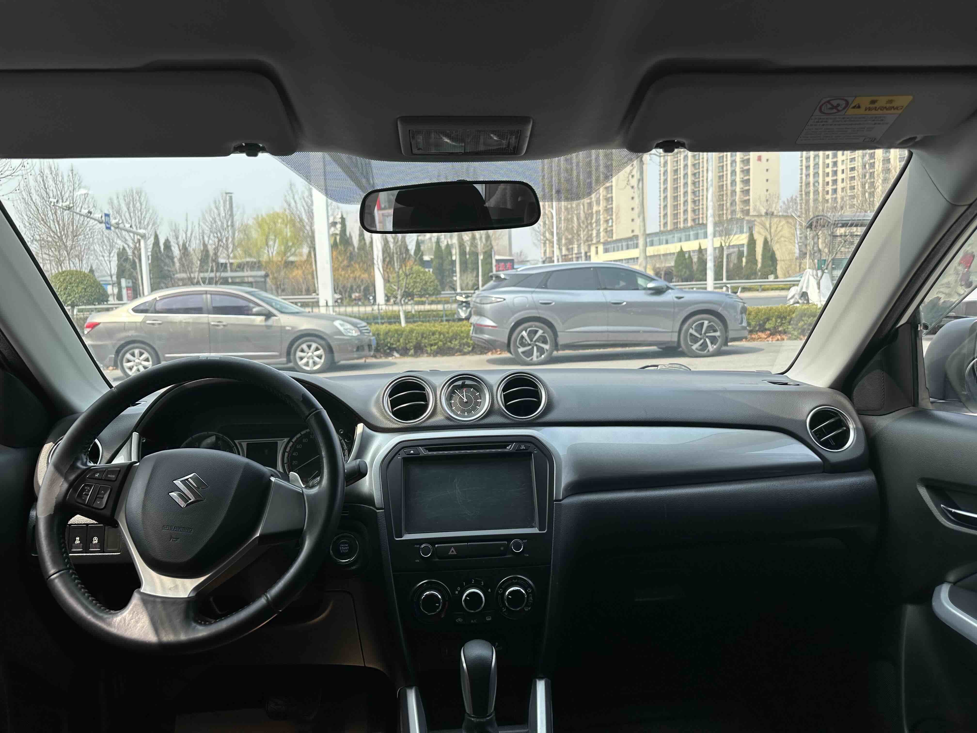 Suzuki Vitara 2017 صورة سيارة #9