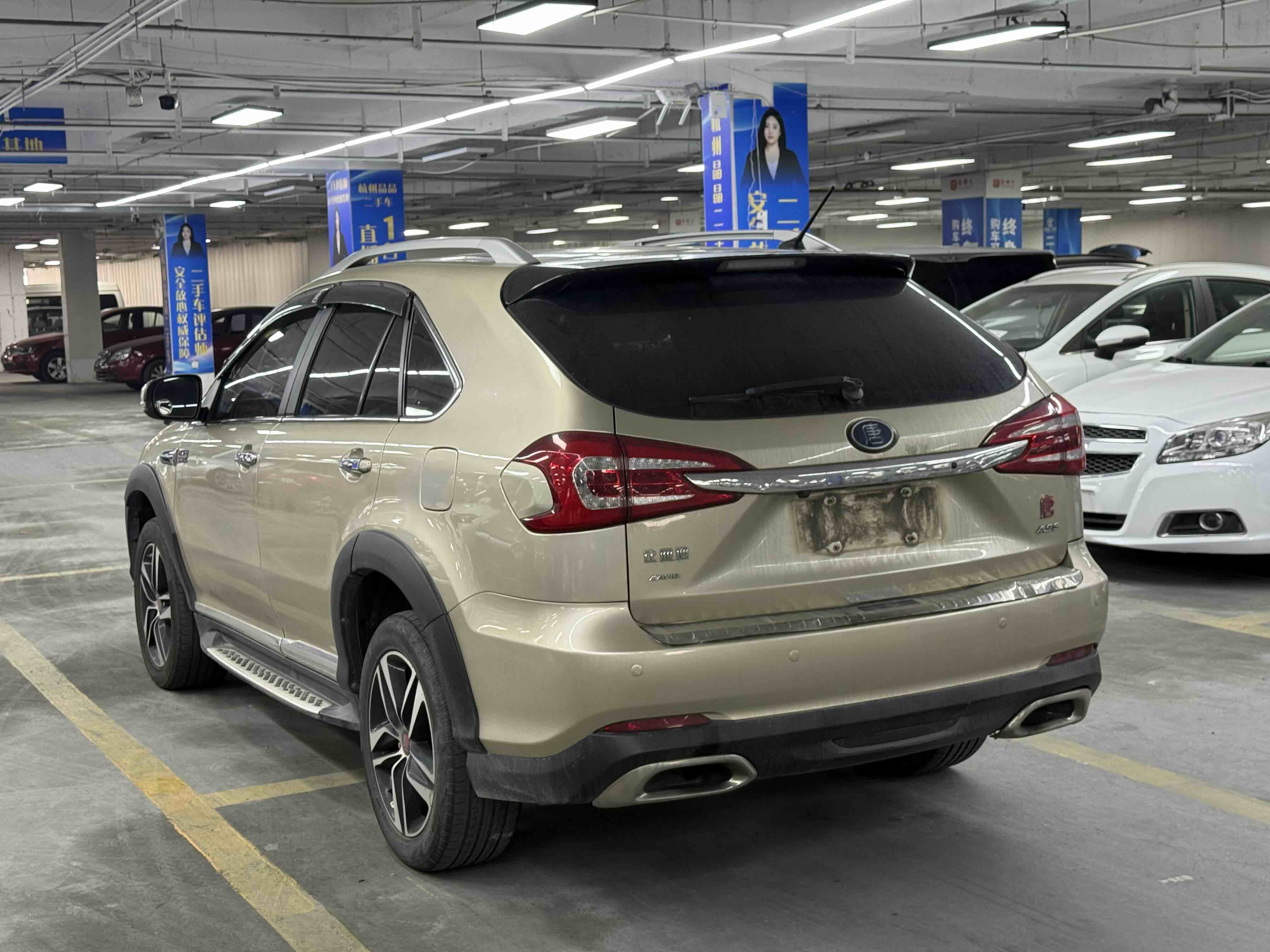 BYD Tang New Energy 2016 car image #9