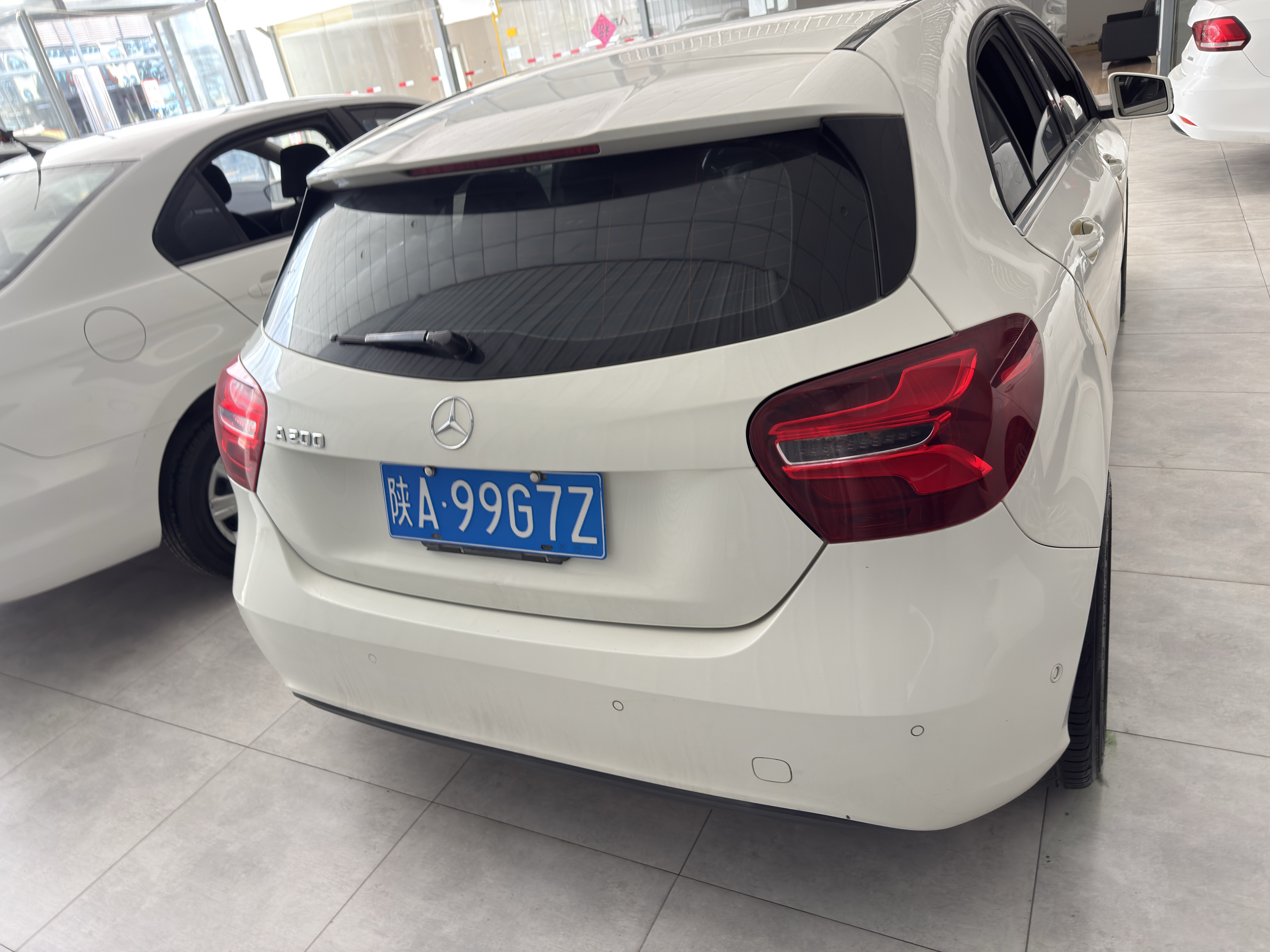 Toyota Sienna 2016 immagine di auto #9