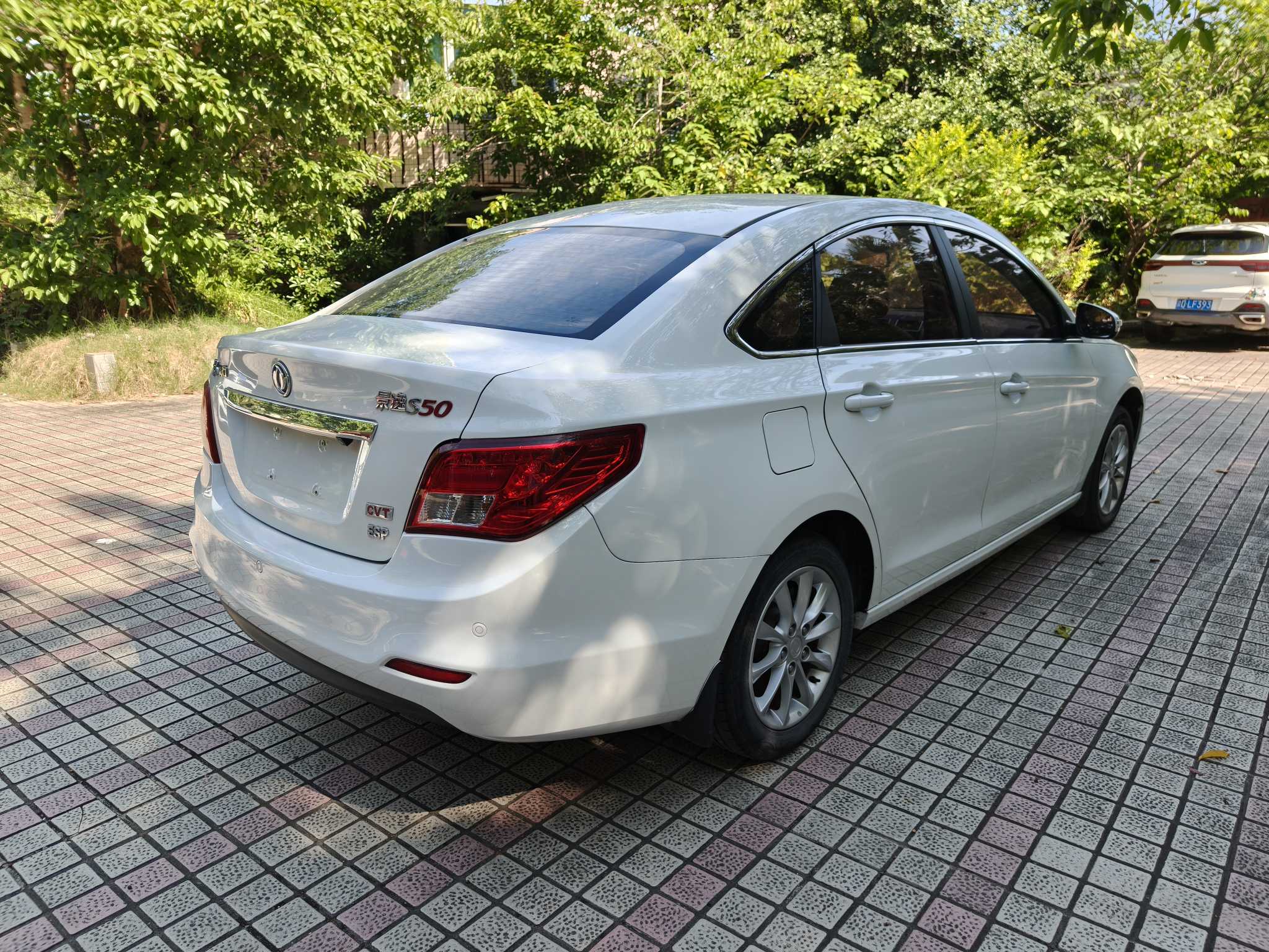 Forthing JOYEAR S50 2016 imagem de carro #9