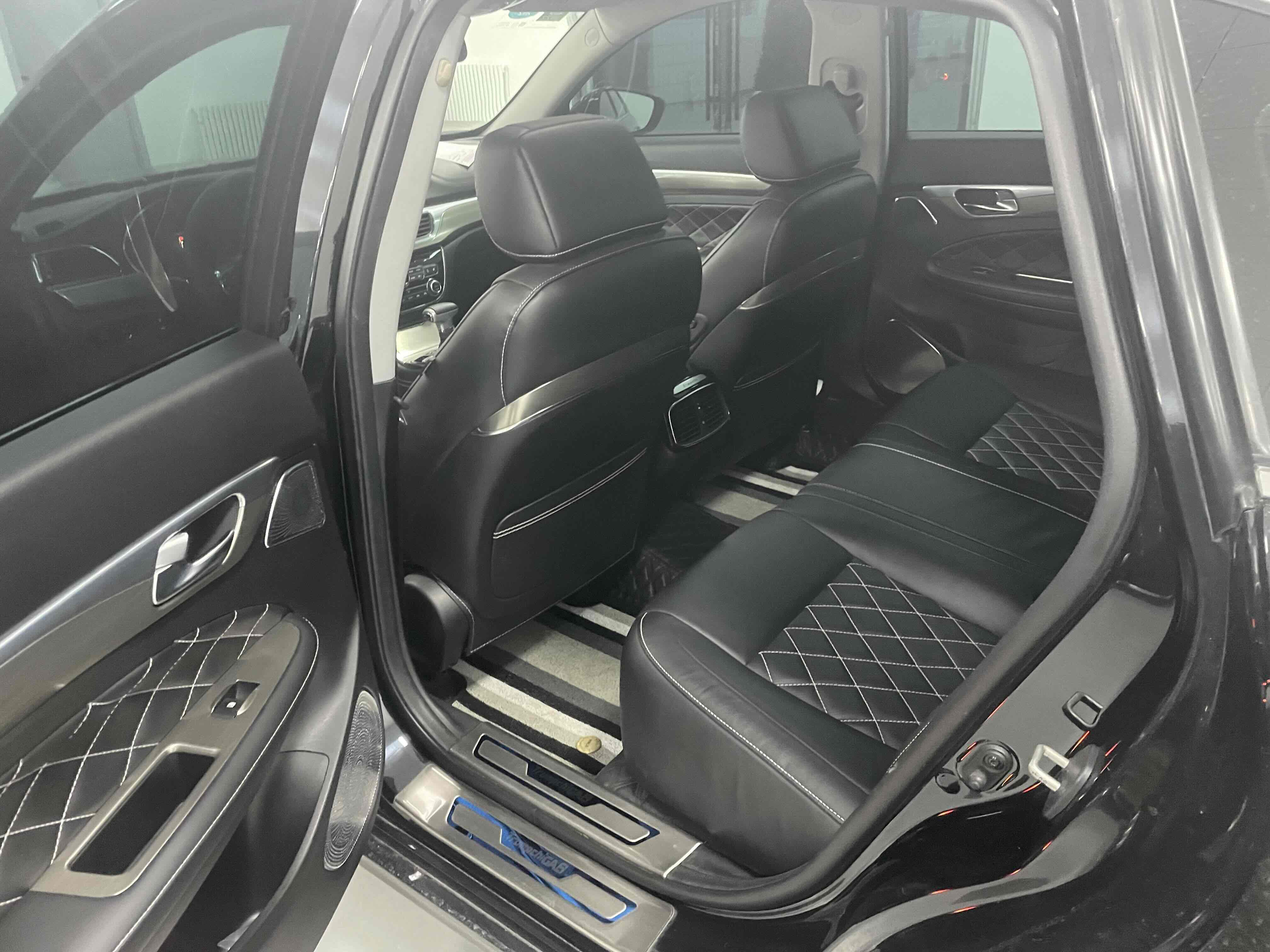 GAC Trumpchi GA8 2018 #9 GAC Trumpchi GA8 2018 car image #9