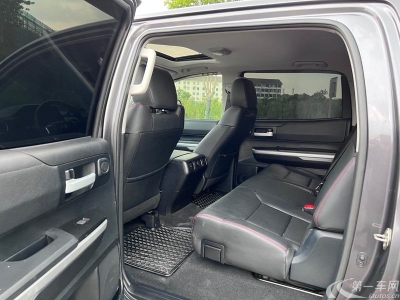 Toyota Tundra 2018 immagine di auto #9