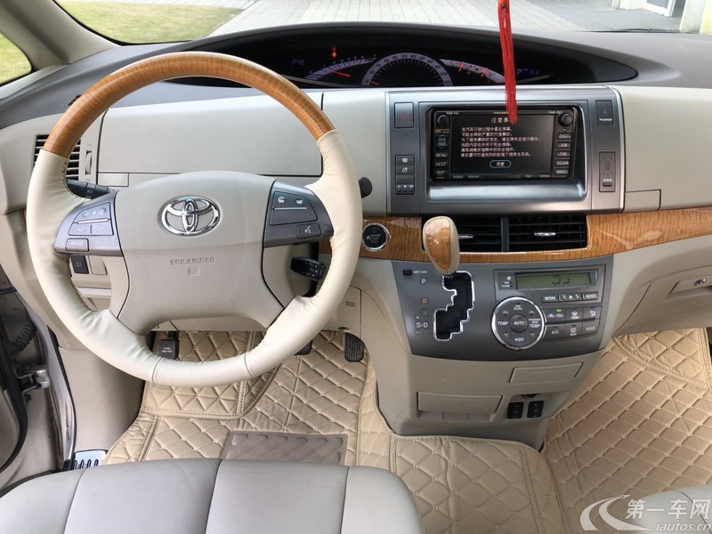 Toyota Previa 2011 car image #9