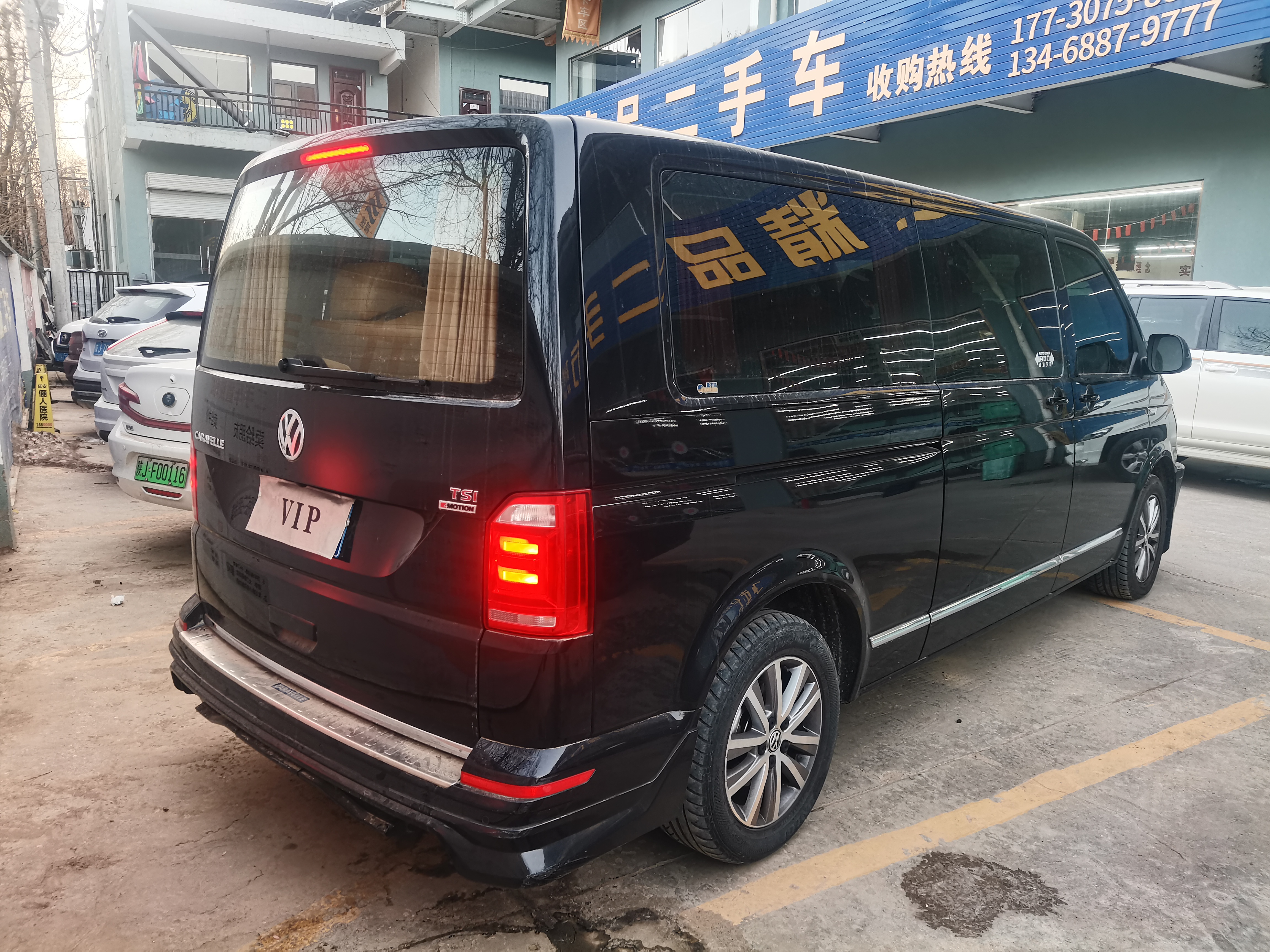 Volkswagen Caravelle 2018 immagine di auto #9